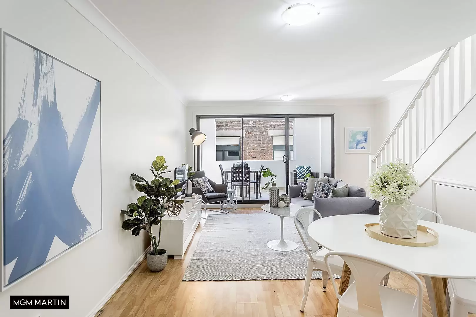 22/102 Albion Street, Surry Hills Leased by MGM Martin - image 1
