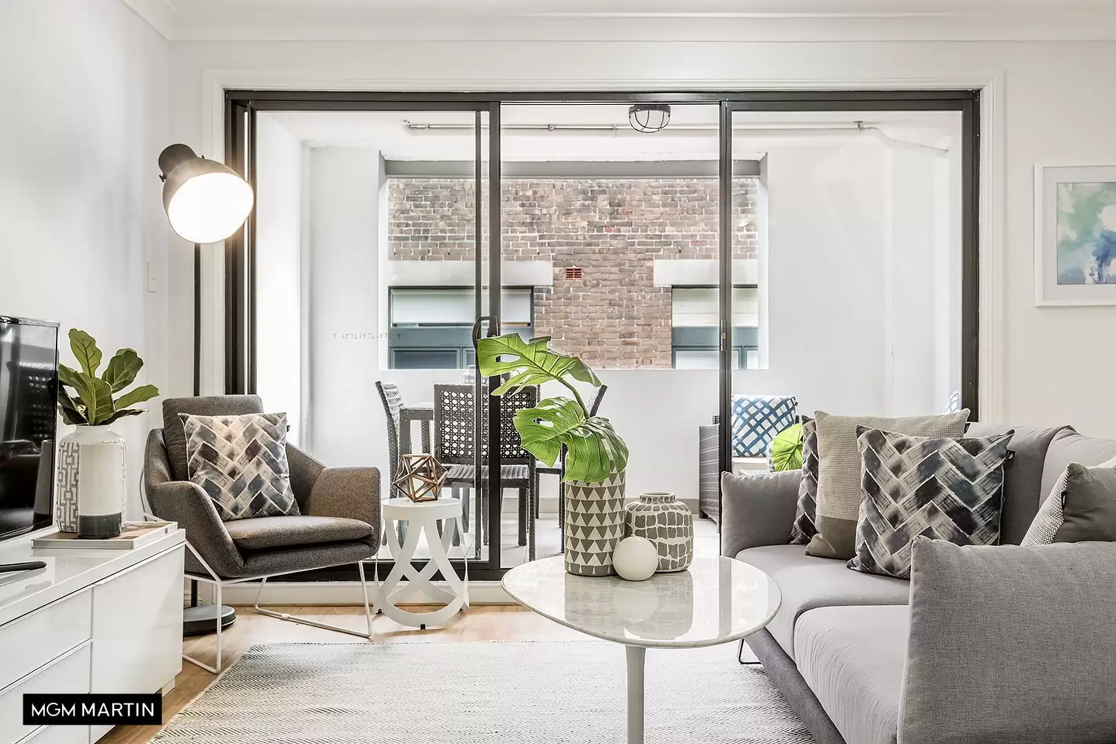22/102 Albion Street, Surry Hills Leased by MGM Martin - image 1