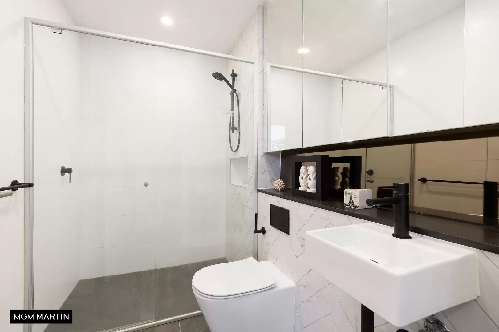 202/23 Rosebery Avenue, Rosebery Leased by MGM Martin - image 1