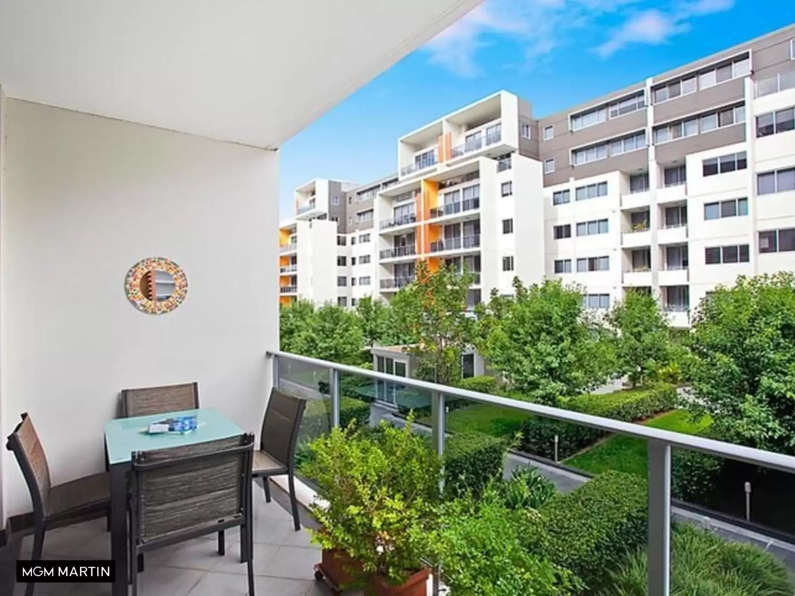 423/4 Spring Street, Rosebery Leased by MGM Martin - image 1