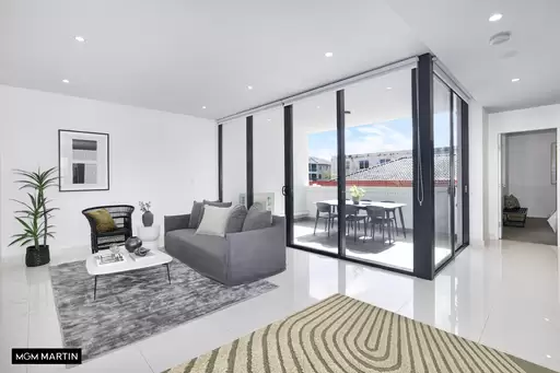 105/1  Robey Street, Mascot Sold by MGM Martin