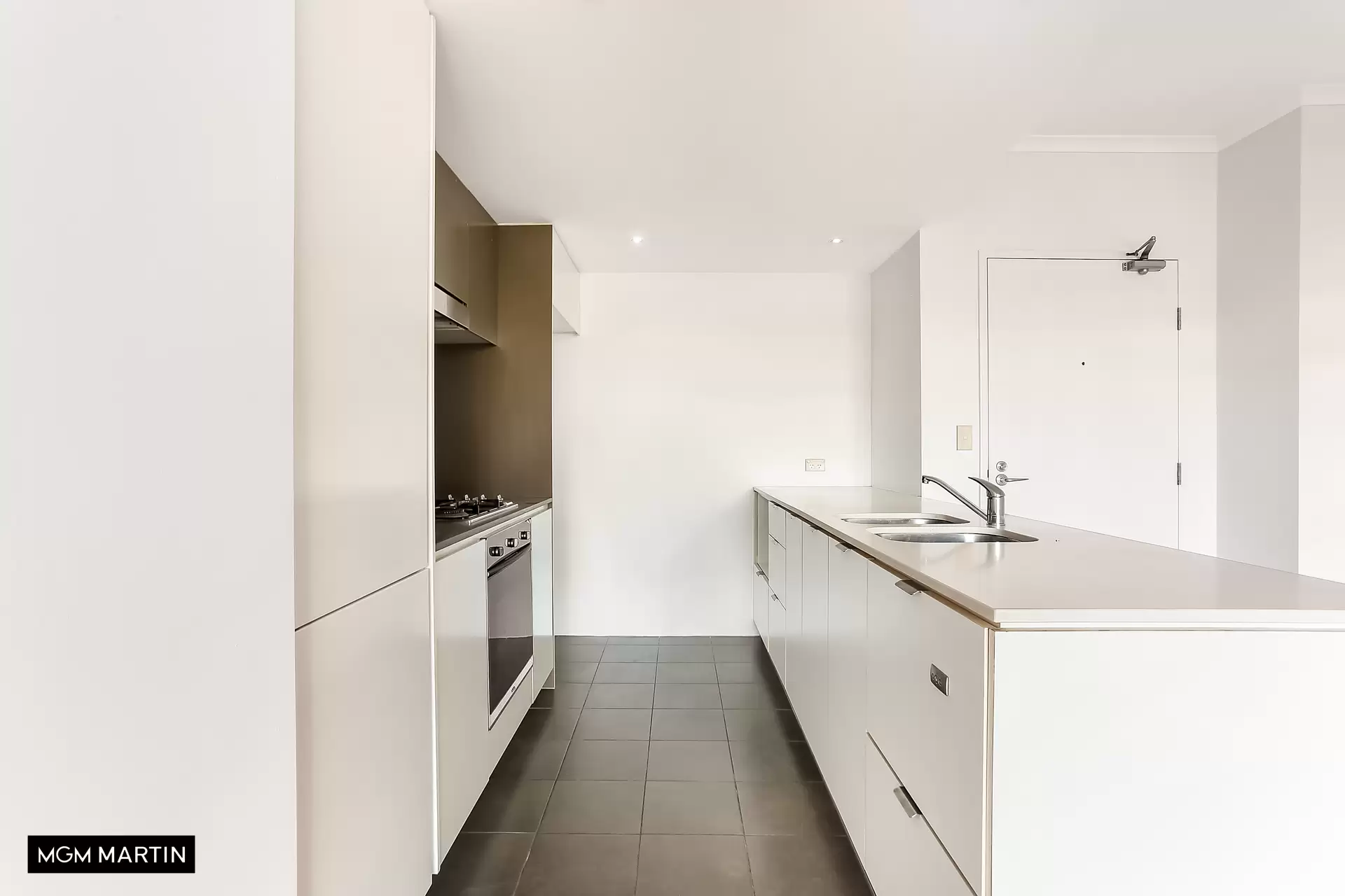 44/2 Levy Walk, Zetland Leased by MGM Martin - image 1