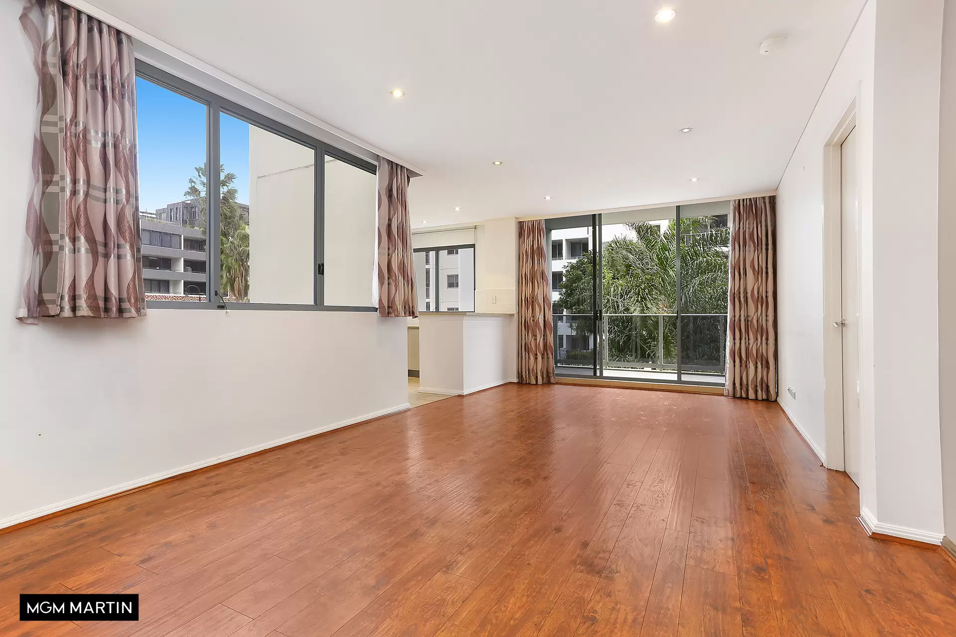 429/6 Spring Street, Rosebery Leased by MGM Martin - image 1