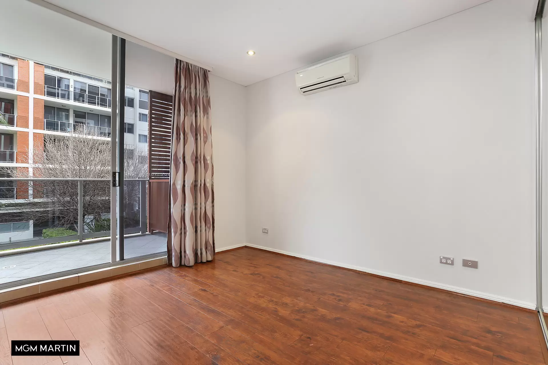 429/6 Spring Street, Rosebery Leased by MGM Martin - image 1