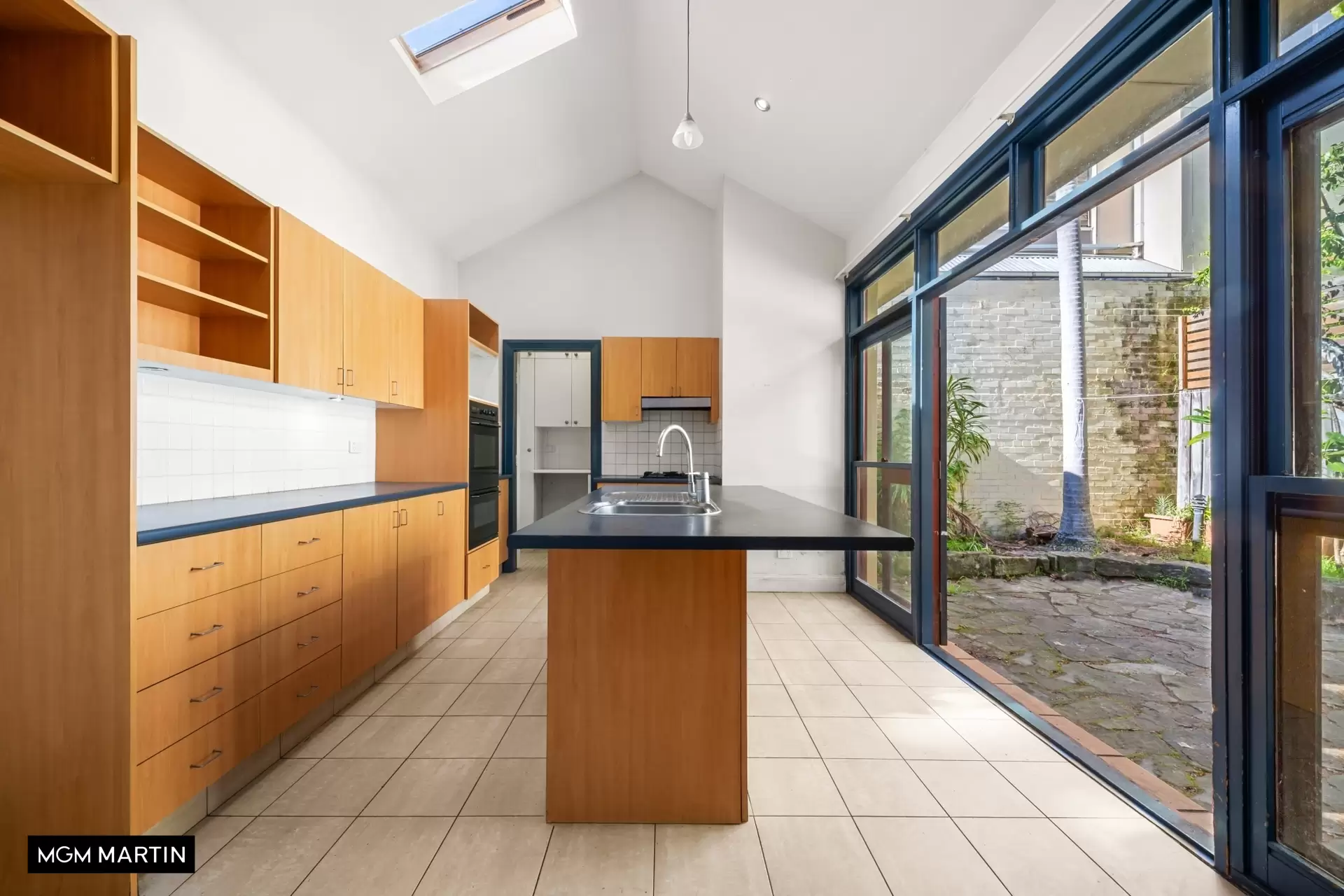 5 Bathurst Street, Woollahra Sold by MGM Martin - image 1
