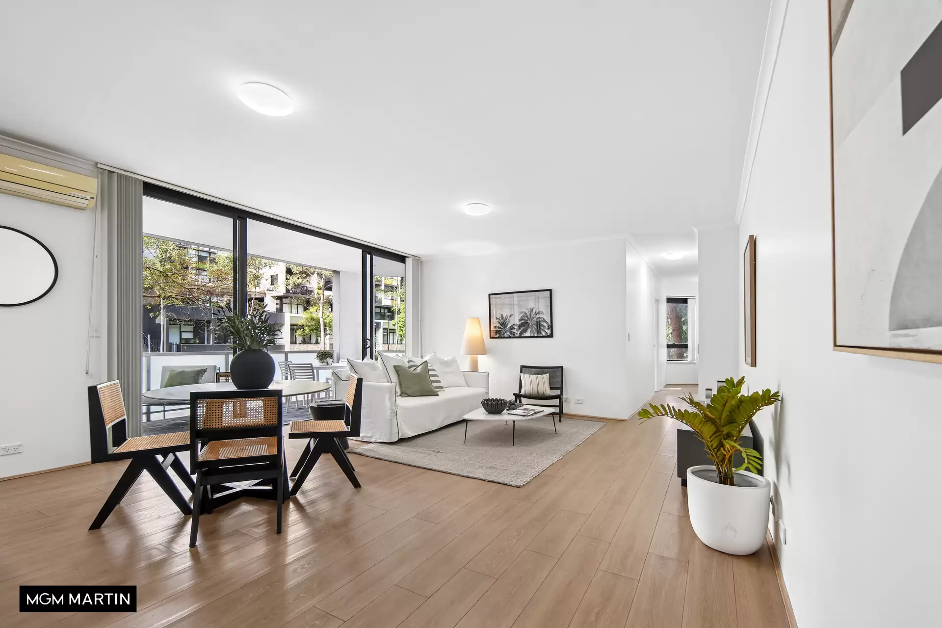 93/5A Victoria Park Parade, Zetland Sold by MGM Martin - image 1