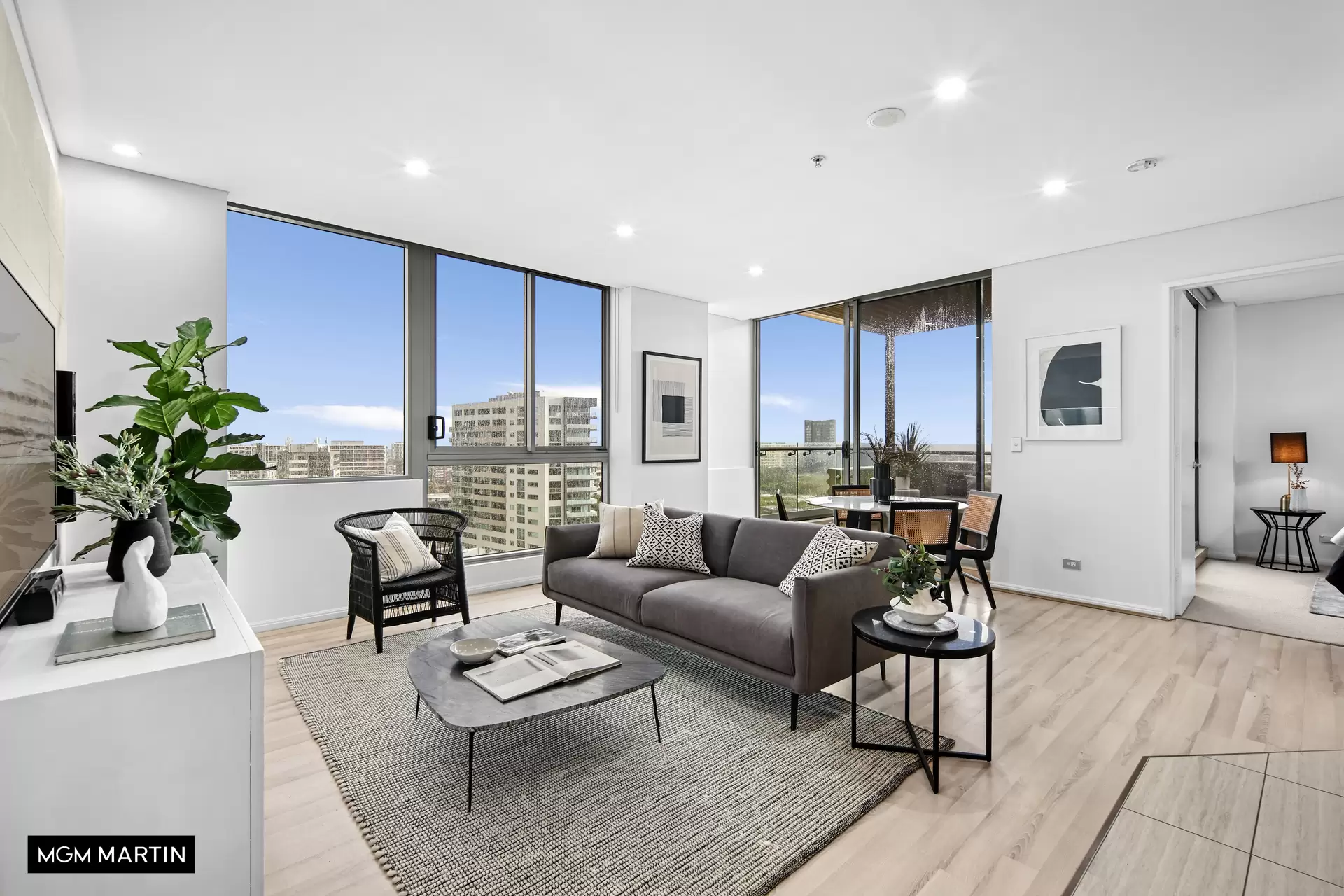 1502/20 Gadigal Avenue, Zetland Sold by MGM Martin - image 1