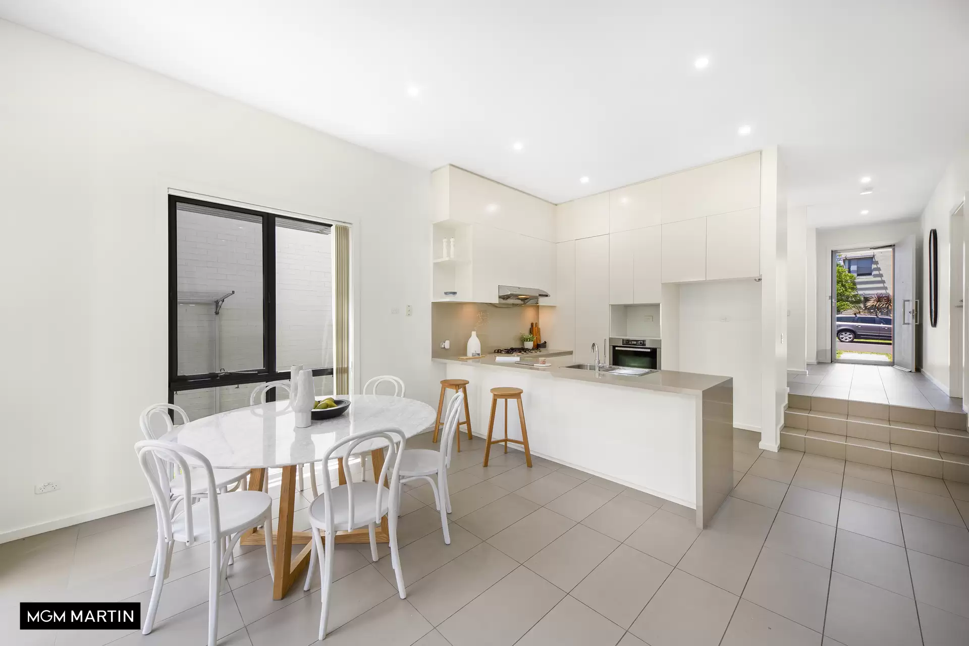 41 Fairsky Street, South Coogee Sold by MGM Martin - image 1