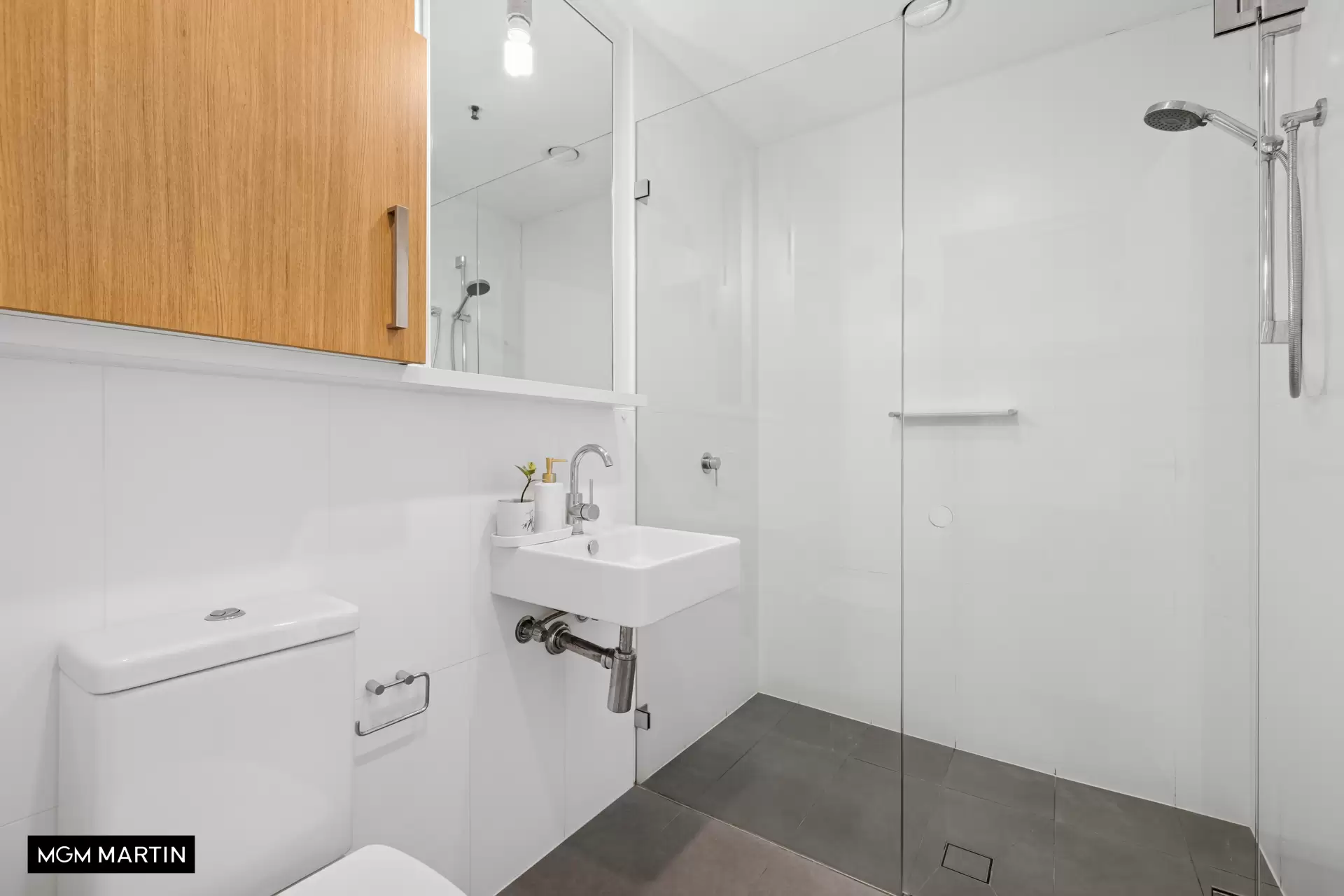 503/26 Levey Street, Wolli Creek Sold by MGM Martin - image 1