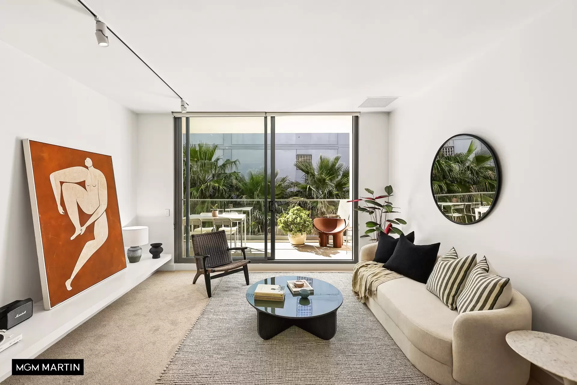 B214/810 Elizabeth Street, Waterloo Sold by MGM Martin - image 1