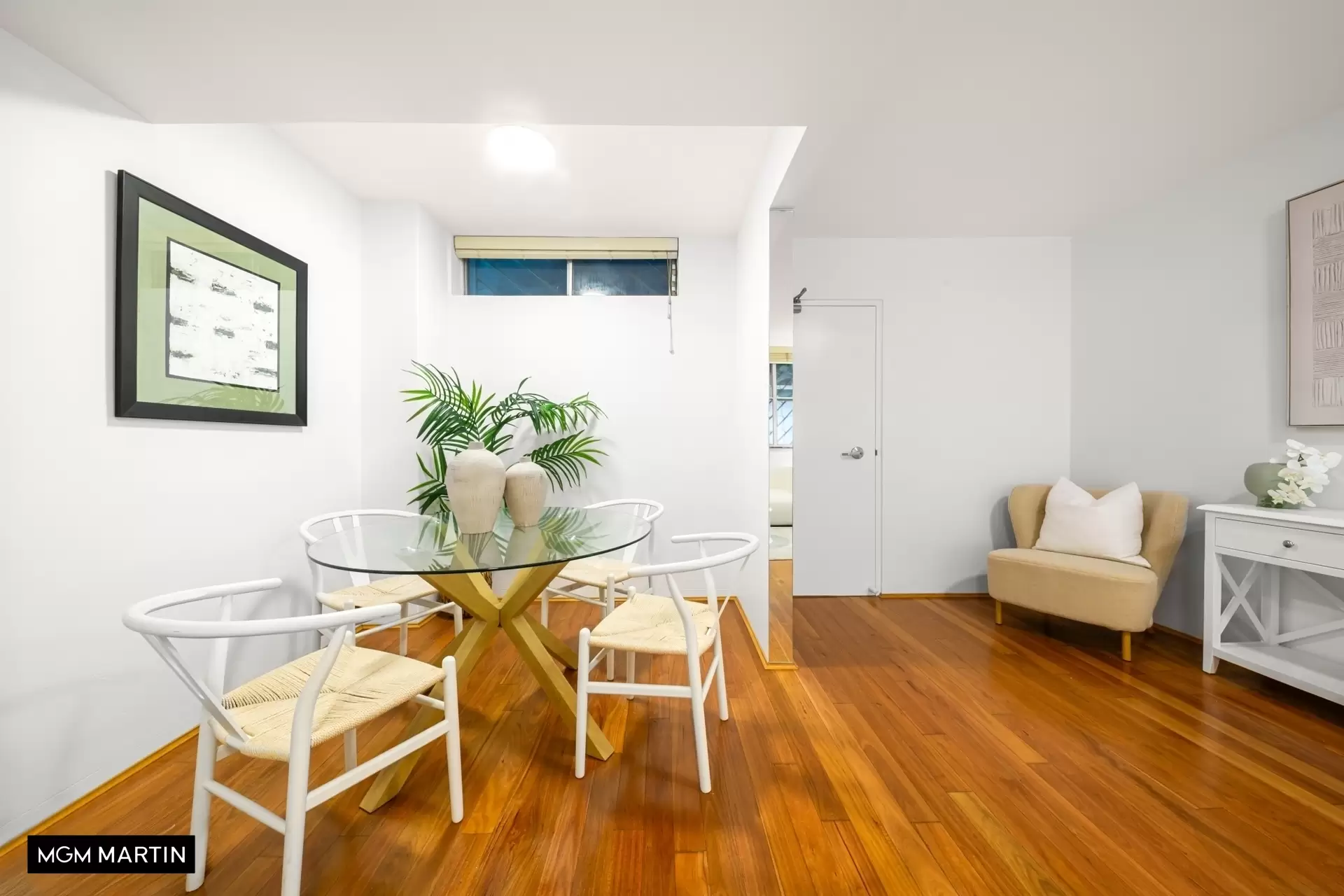10/1 Cook Road, Centennial Park Leased by MGM Martin - image 1