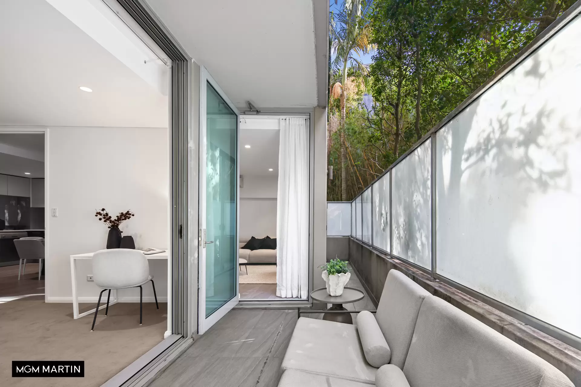 15/27-41 Wyndham Street, Alexandria Sold by MGM Martin - image 1