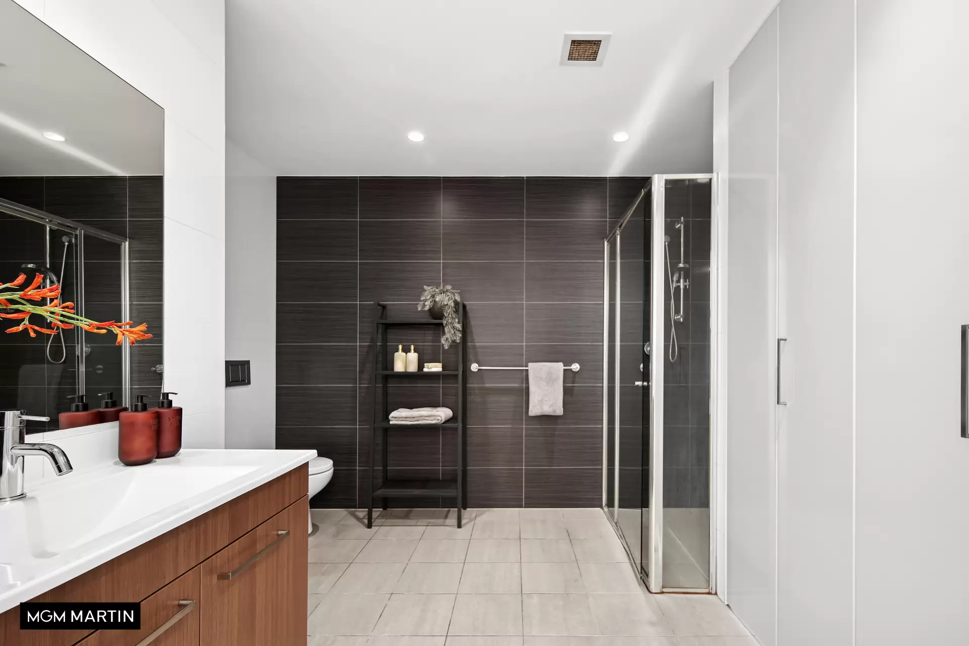 15/27-41 Wyndham Street, Alexandria Sold by MGM Martin - image 1