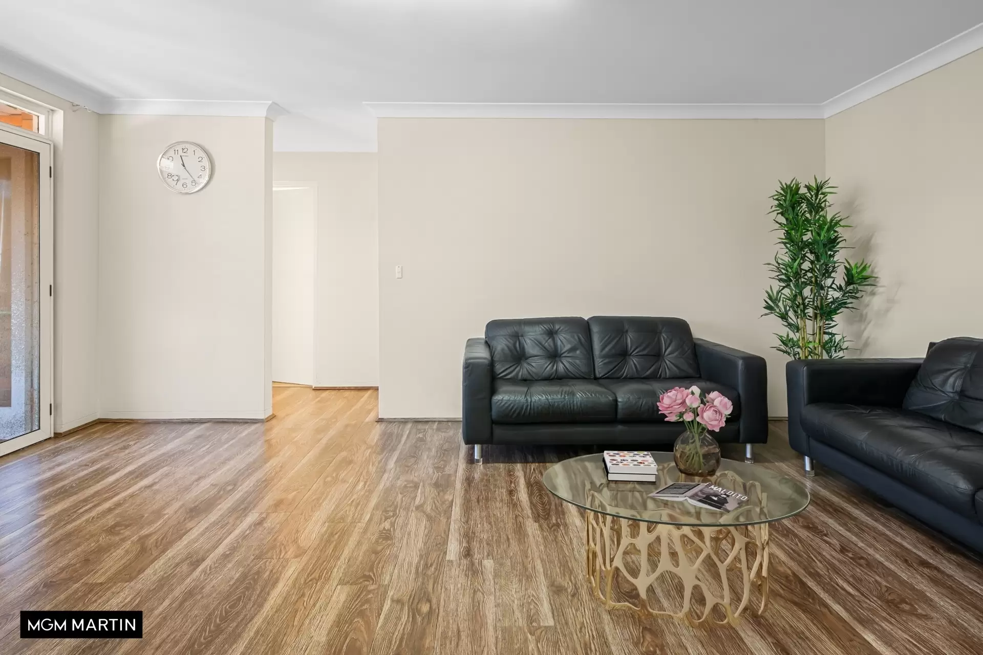 17/37 Mascot Drive, Eastlakes Sold by MGM Martin - image 1