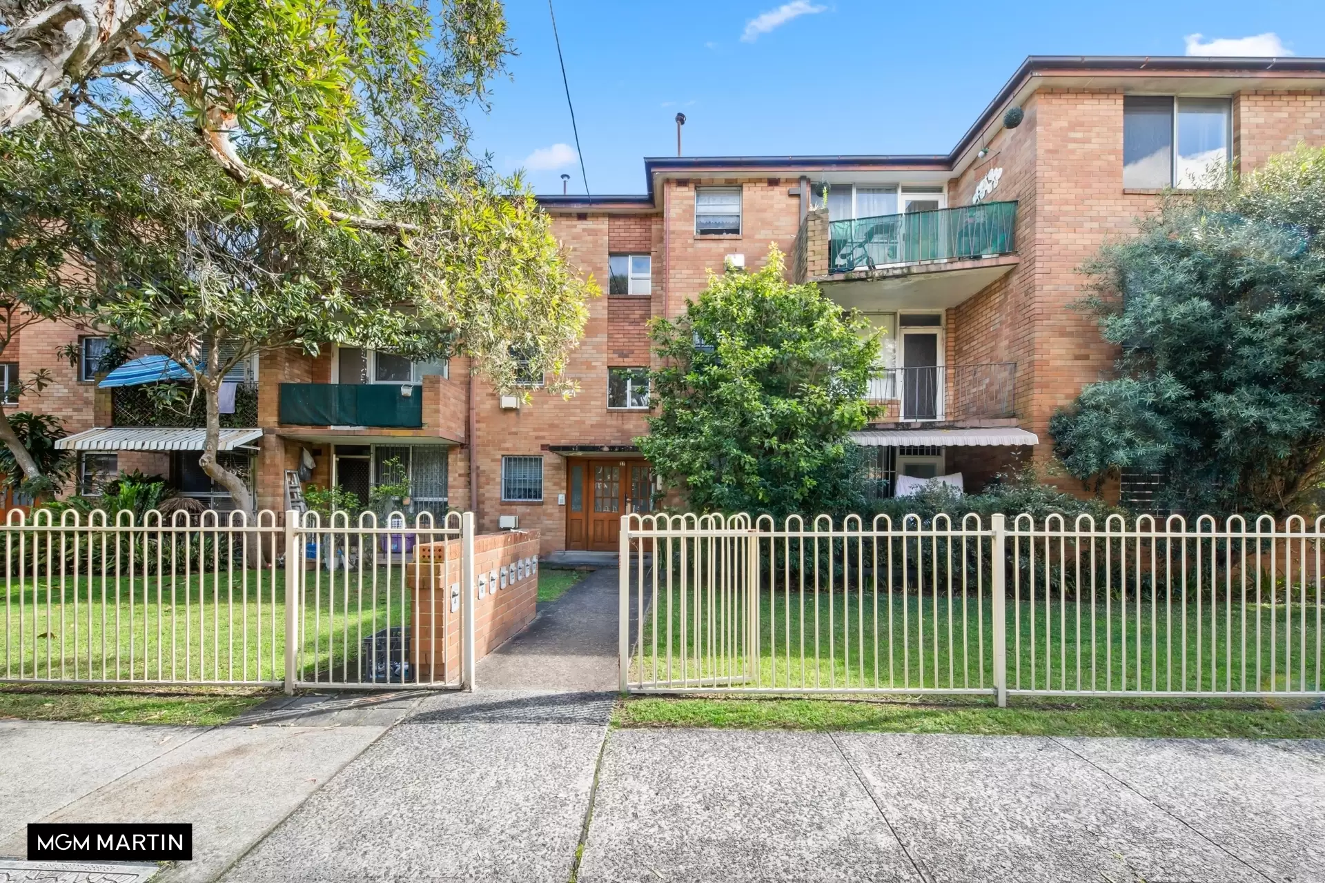 17/37 Mascot Drive, Eastlakes Sold by MGM Martin - image 1