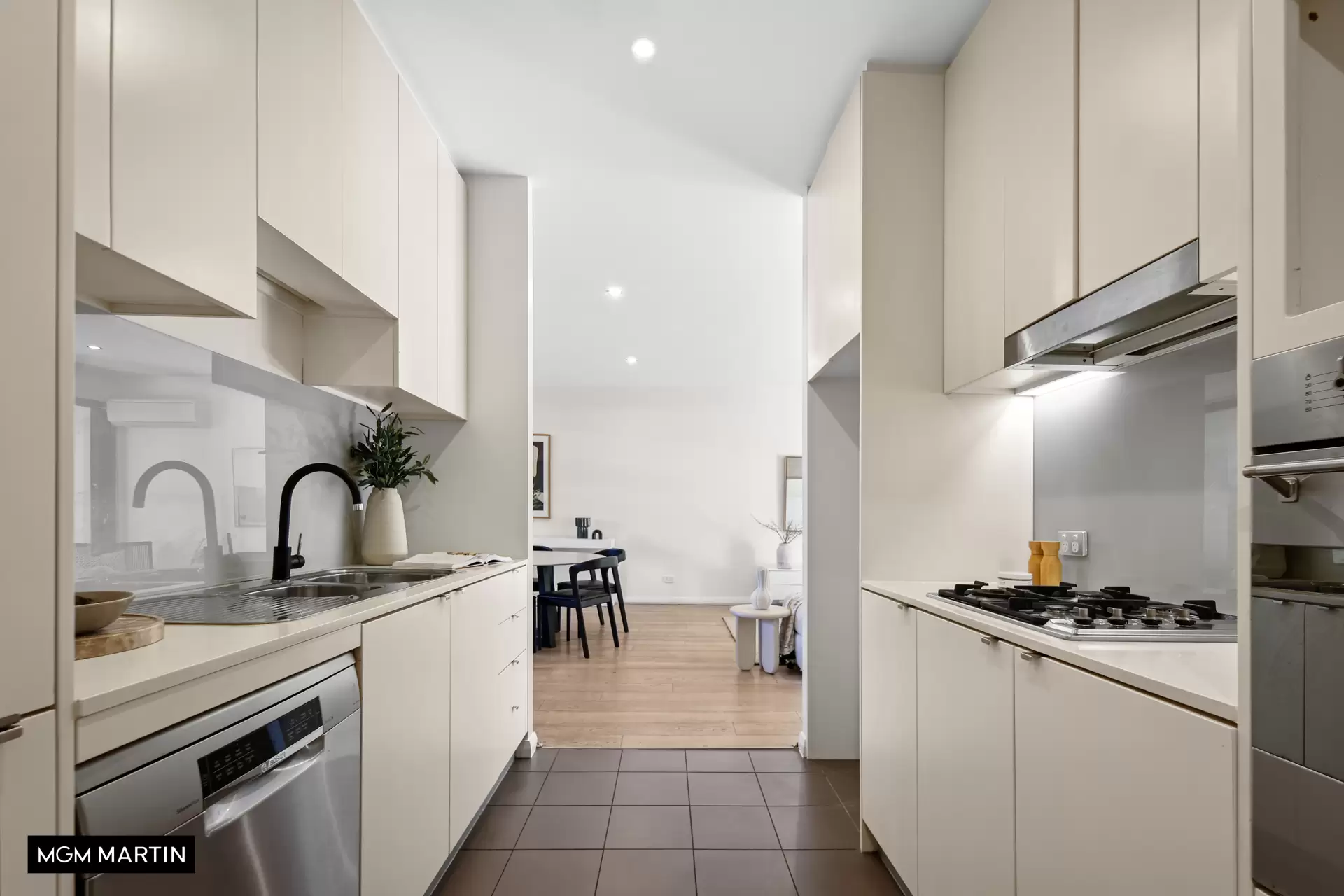 26/2 Crewe Place, Rosebery Sold by MGM Martin - image 1