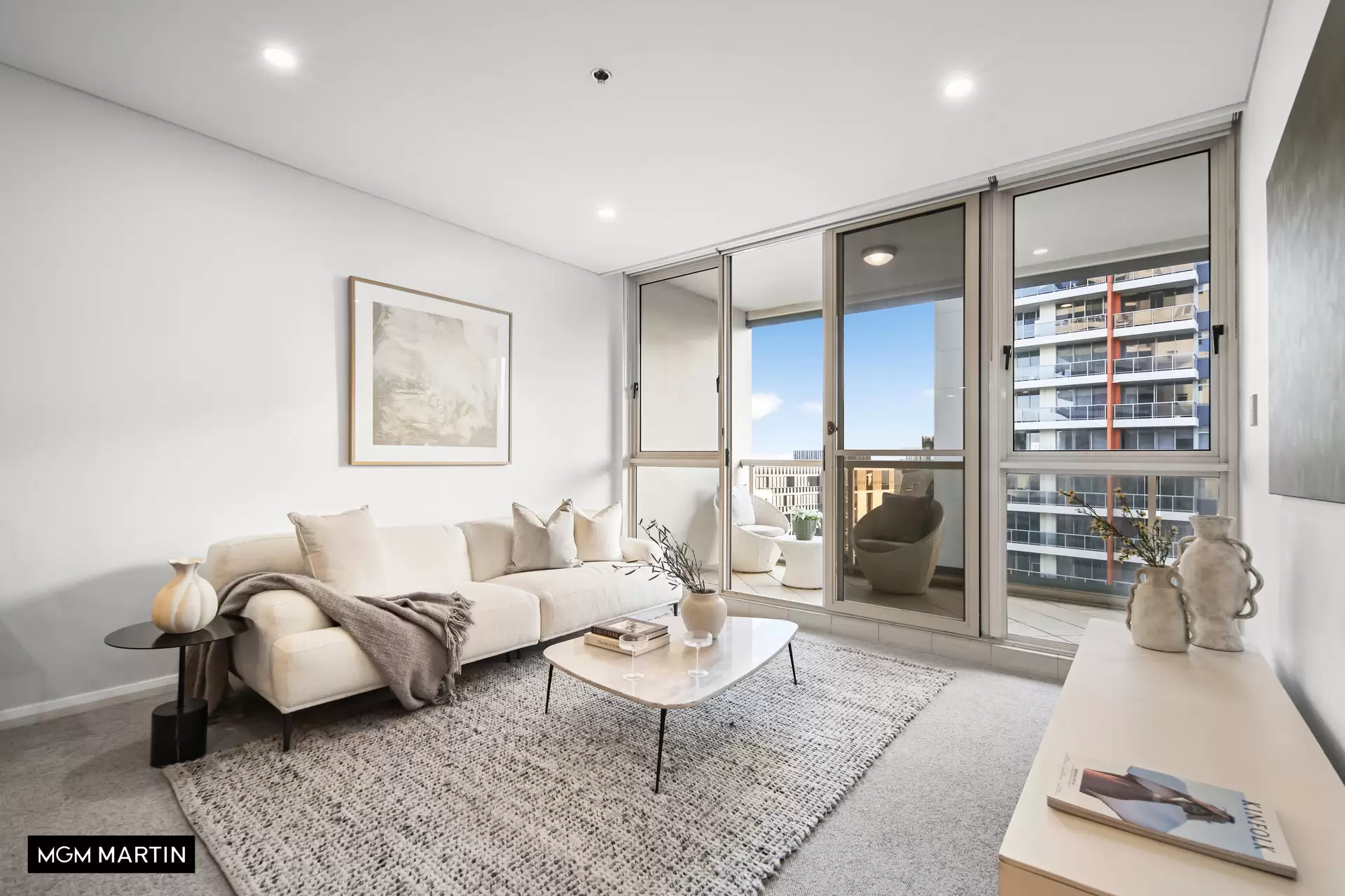 328/8 Lachlan Street, Waterloo Sold by MGM Martin - image 1