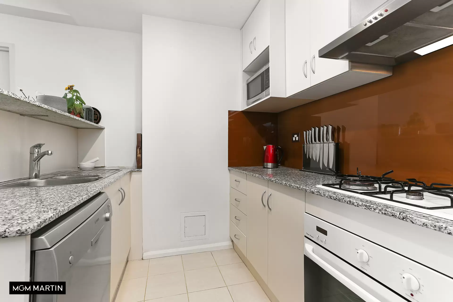 97/6-18 Poplar Street, Surry Hills Leased by MGM Martin - image 1