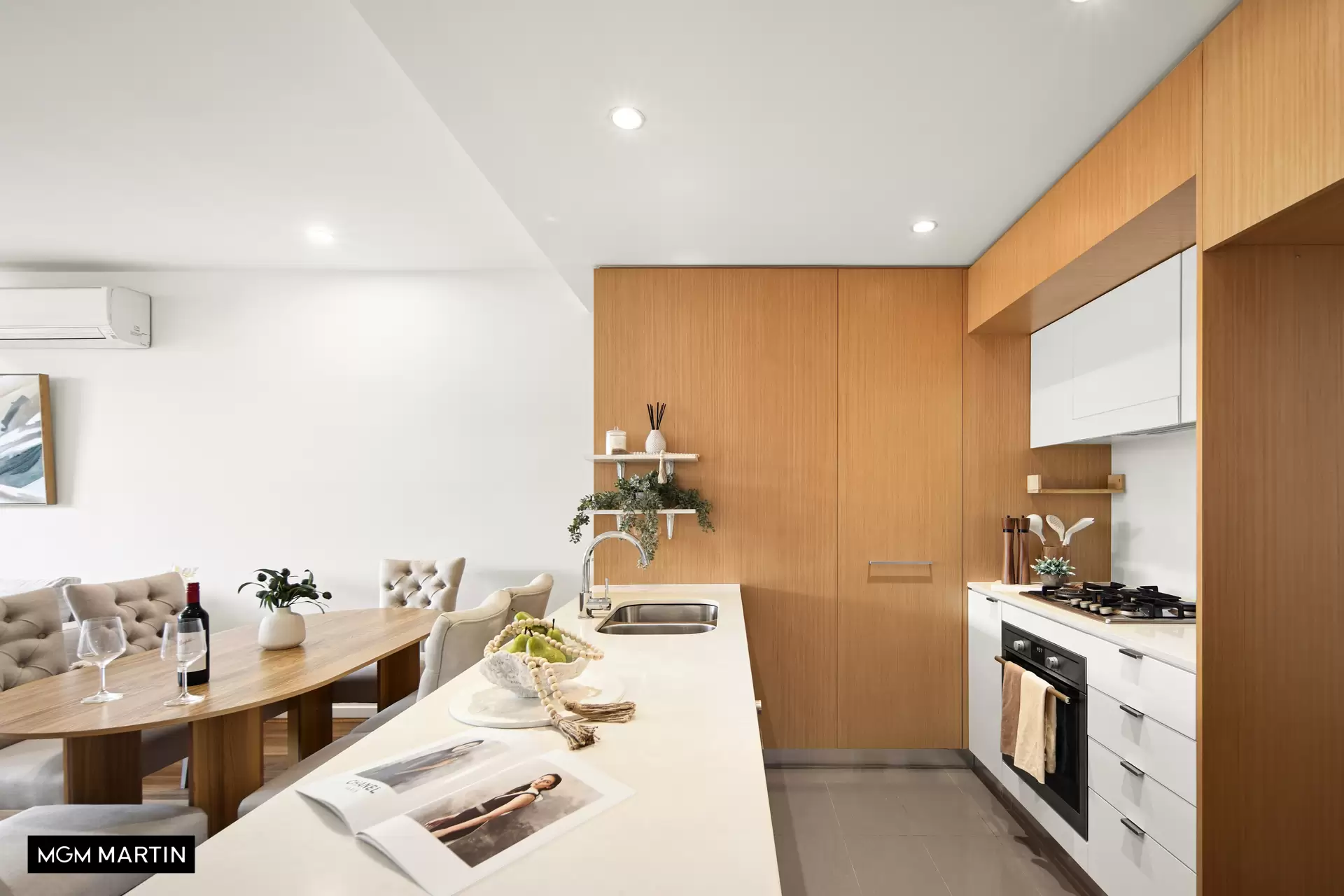 39/1 Thread Lane, Waterloo Sold by MGM Martin - image 1