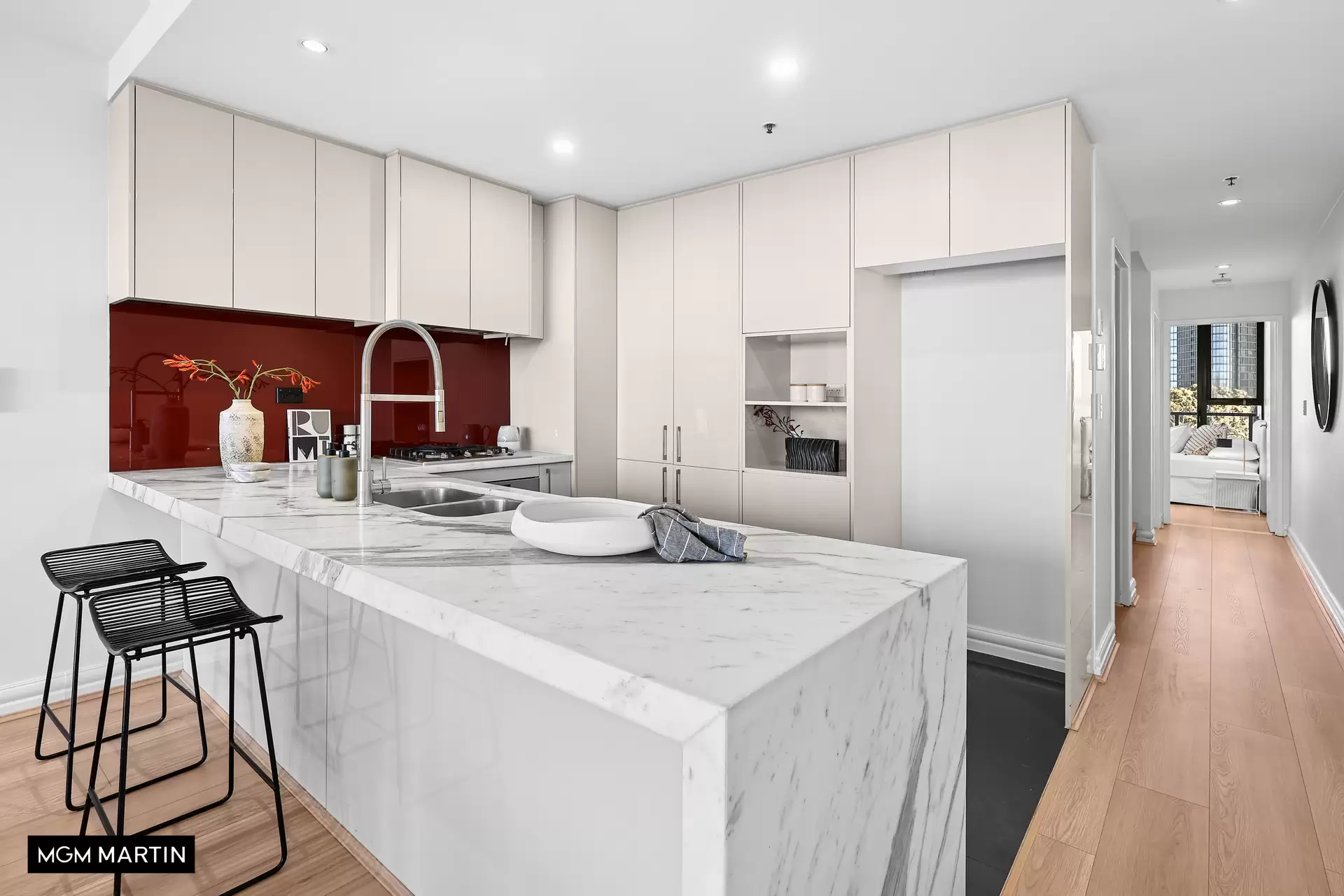 811/15 Joynton Avenue, Zetland Sold by MGM Martin - image 1
