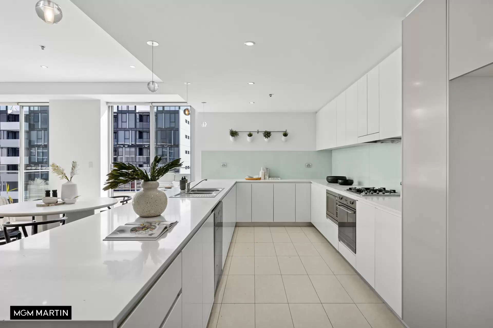 913A/8 Bourke Street, Mascot Sold by MGM Martin - image 1
