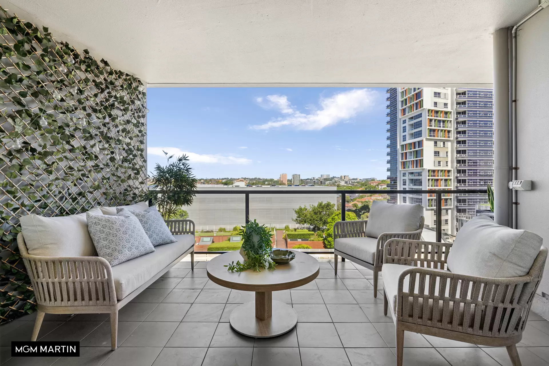 73/3 Defries Avenue, Zetland Sold by MGM Martin - image 1