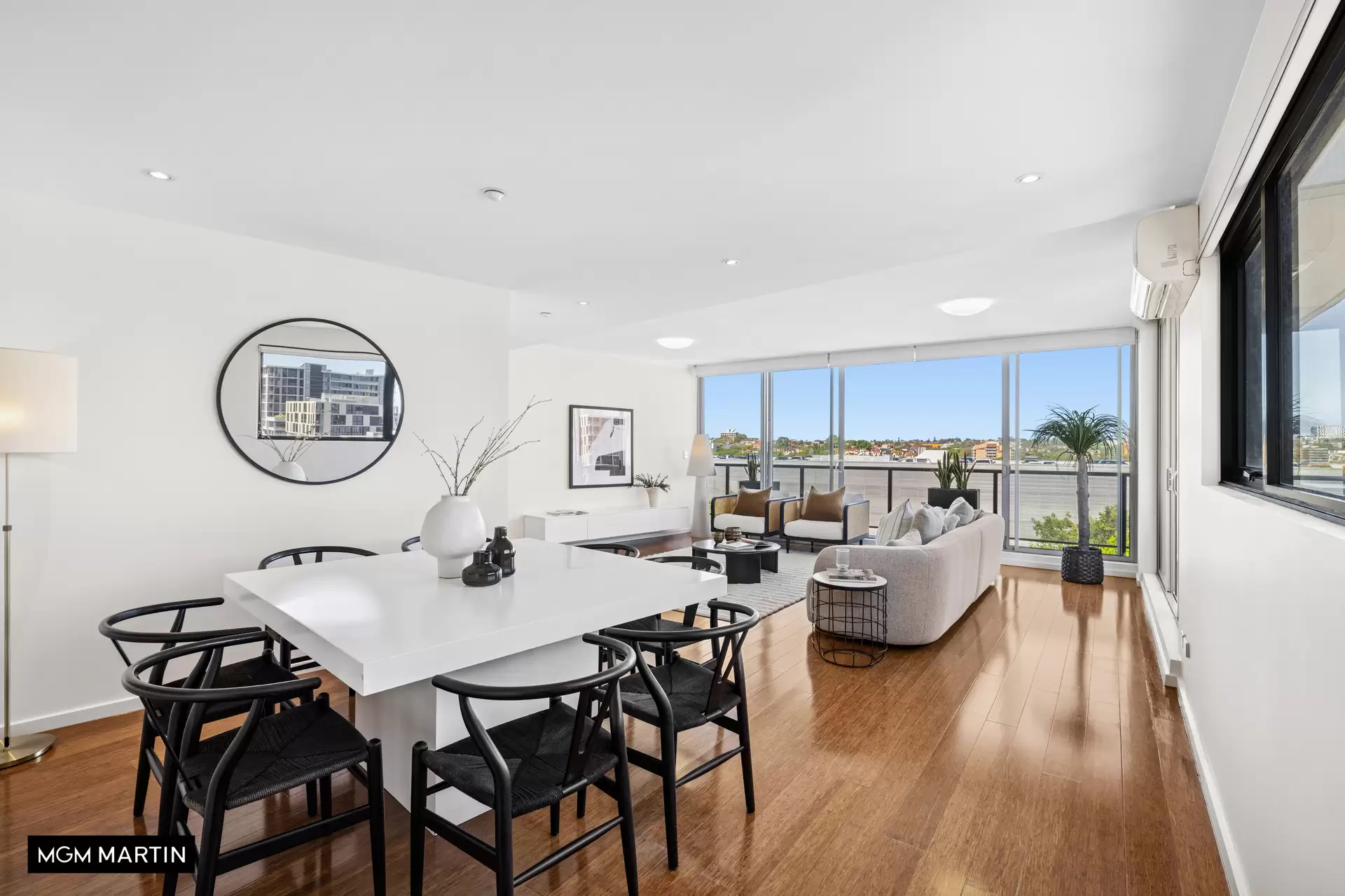 73/3 Defries Avenue, Zetland Sold by MGM Martin - image 1