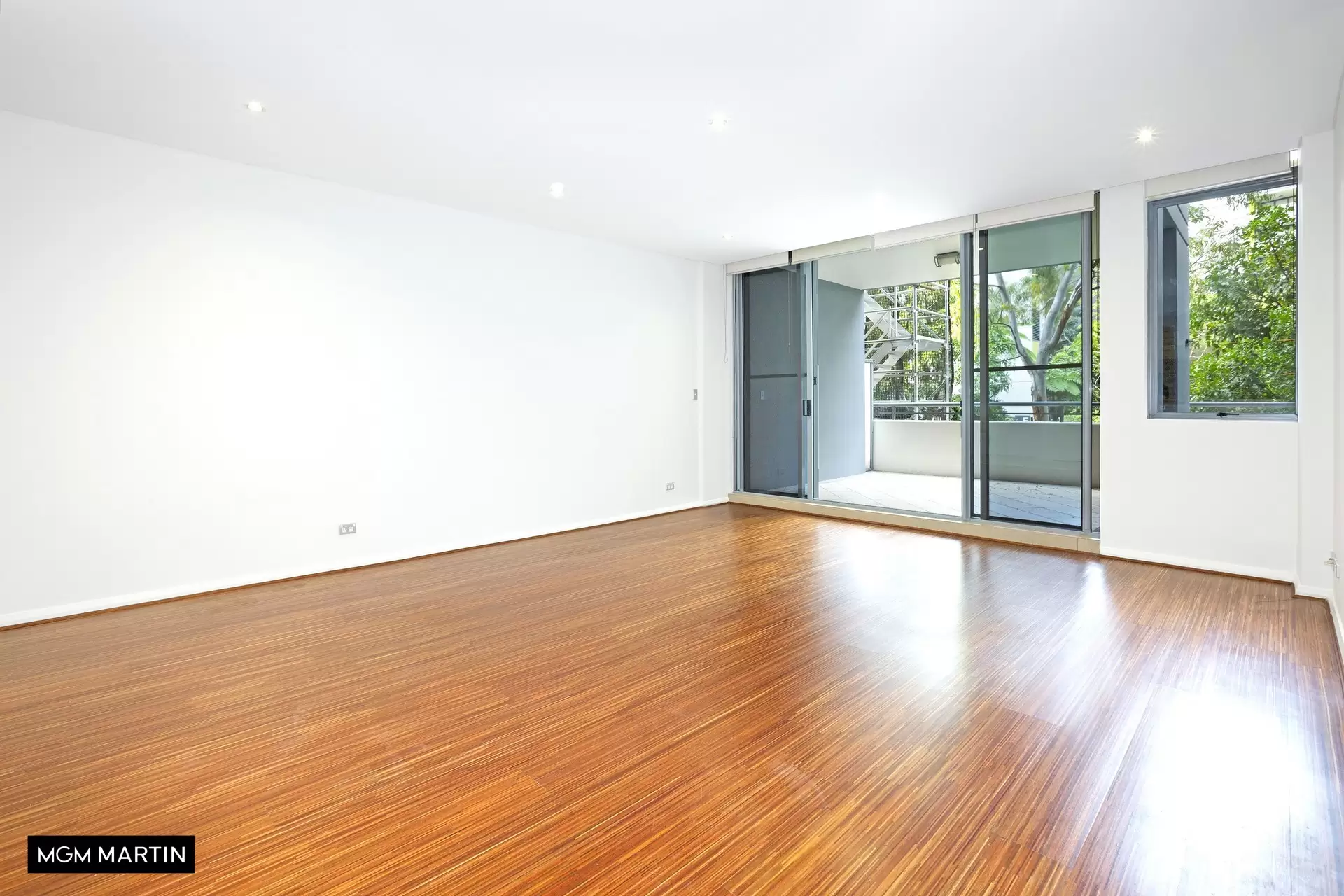 280/635 Gardeners Road, Mascot Sold by MGM Martin - image 1