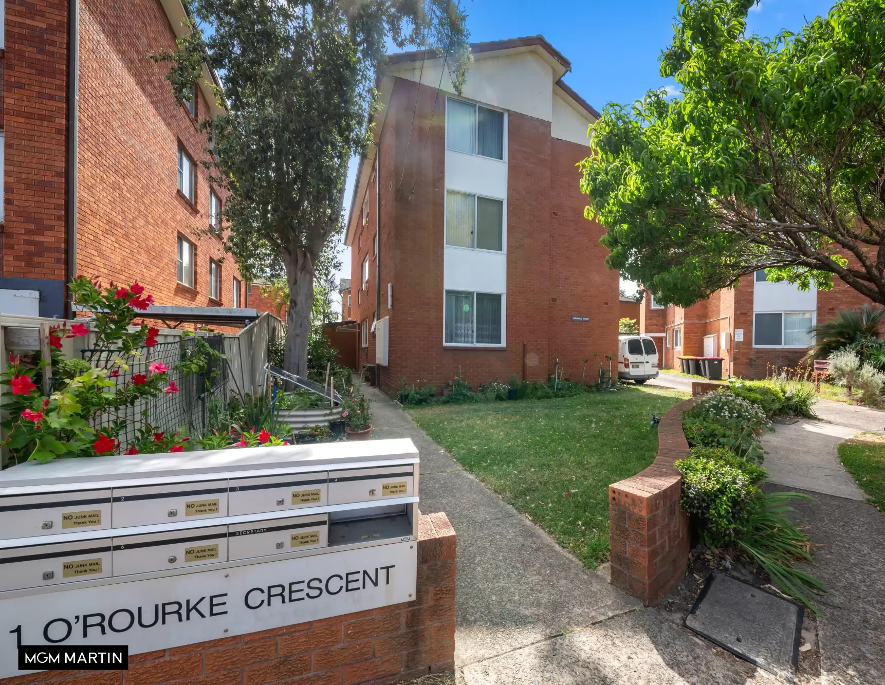 3/1 O'Rourke Crescent, Eastlakes Sold by MGM Martin - image 1
