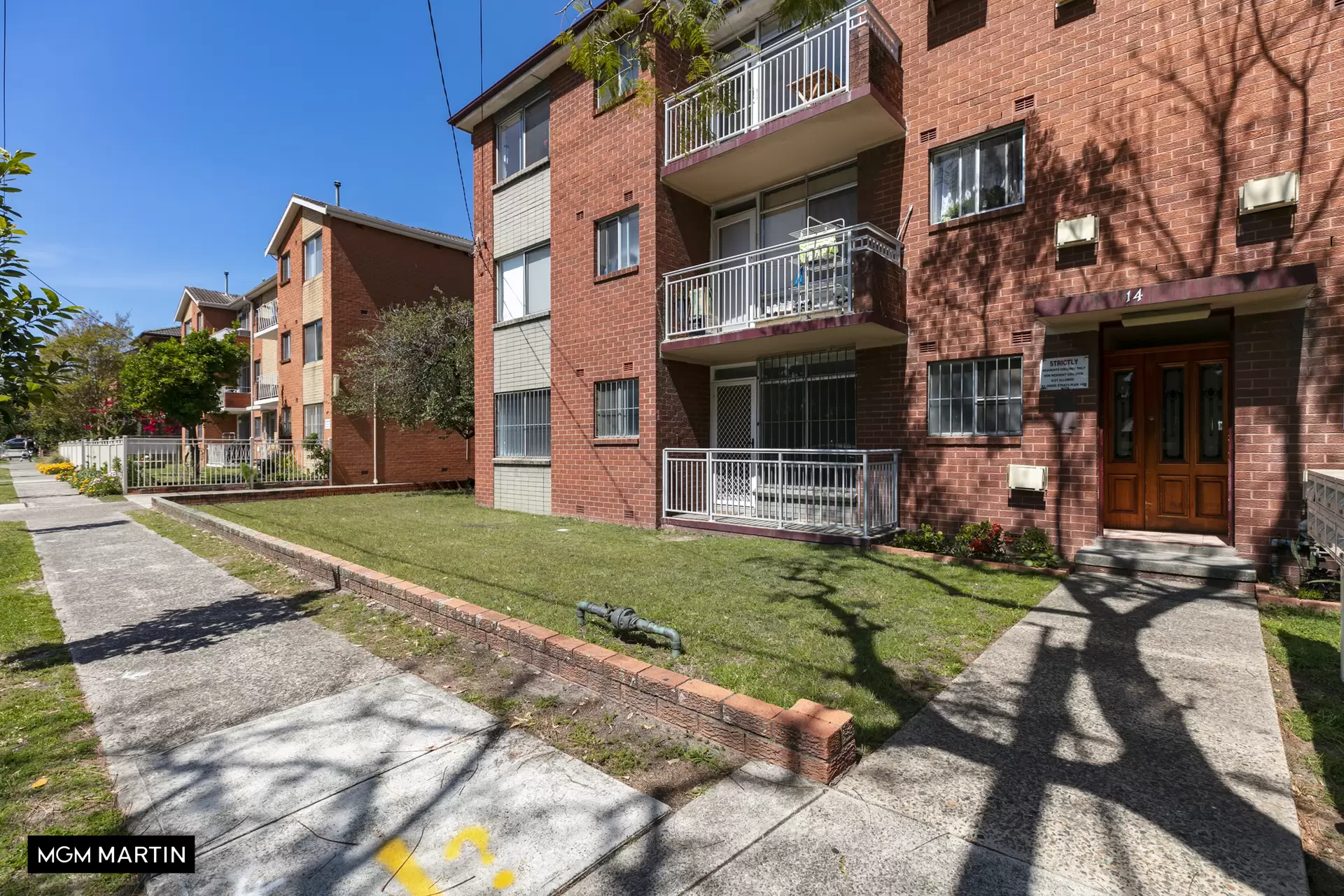 1/14 Barber Avenue, Eastlakes Leased by MGM Martin - image 1