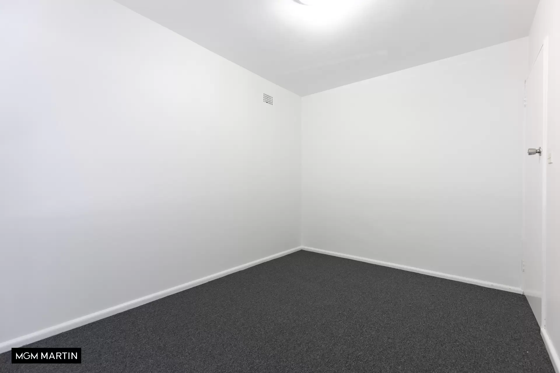 1/14 Barber Avenue, Eastlakes Leased by MGM Martin - image 1