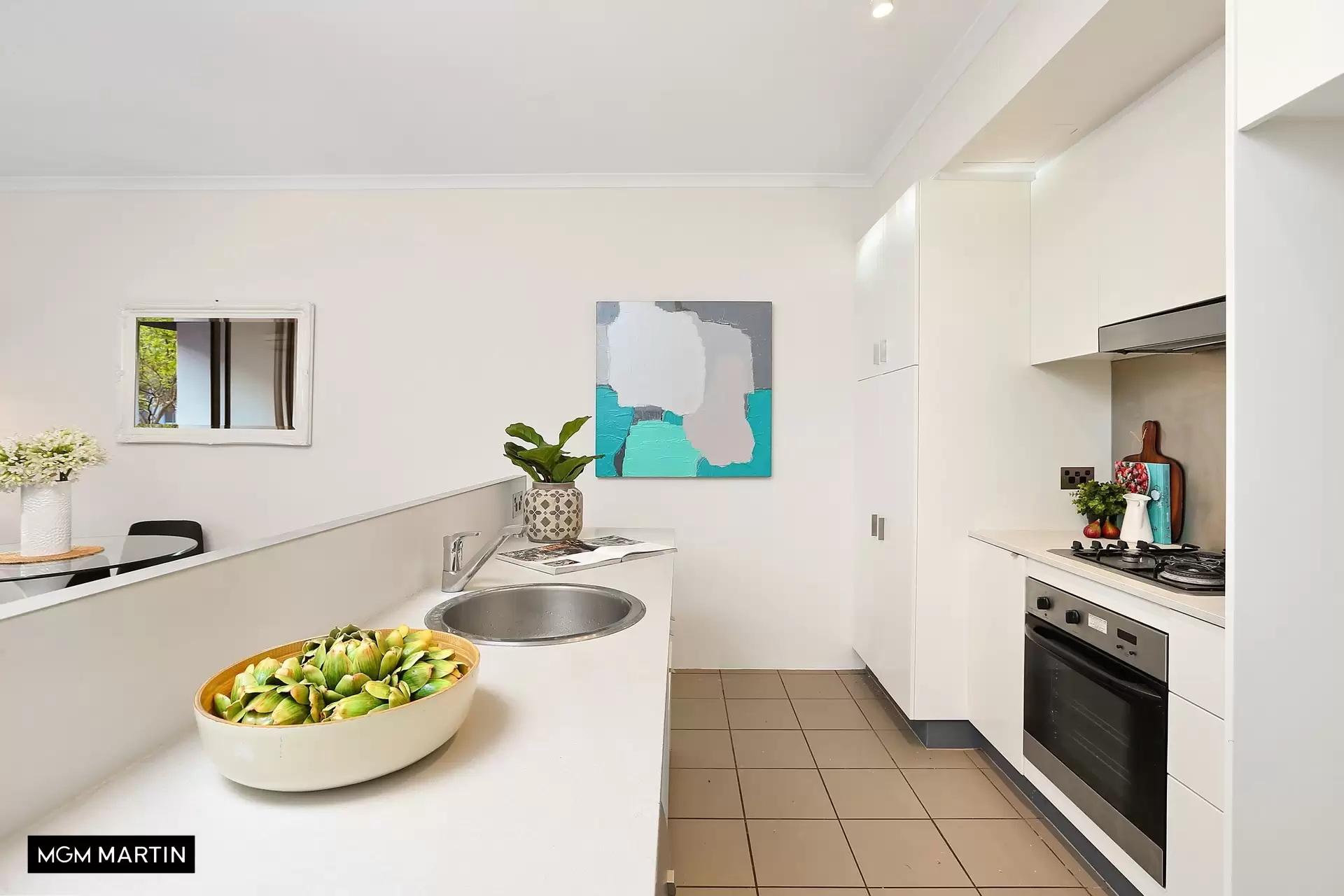 12/6b Grandstand Parade, Zetland Leased by MGM Martin - image 1