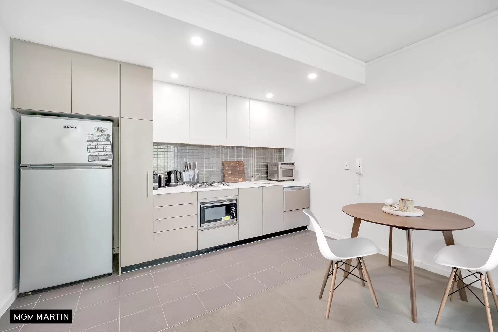 216/717 Anzac Parade, Maroubra Leased by MGM Martin - image 1