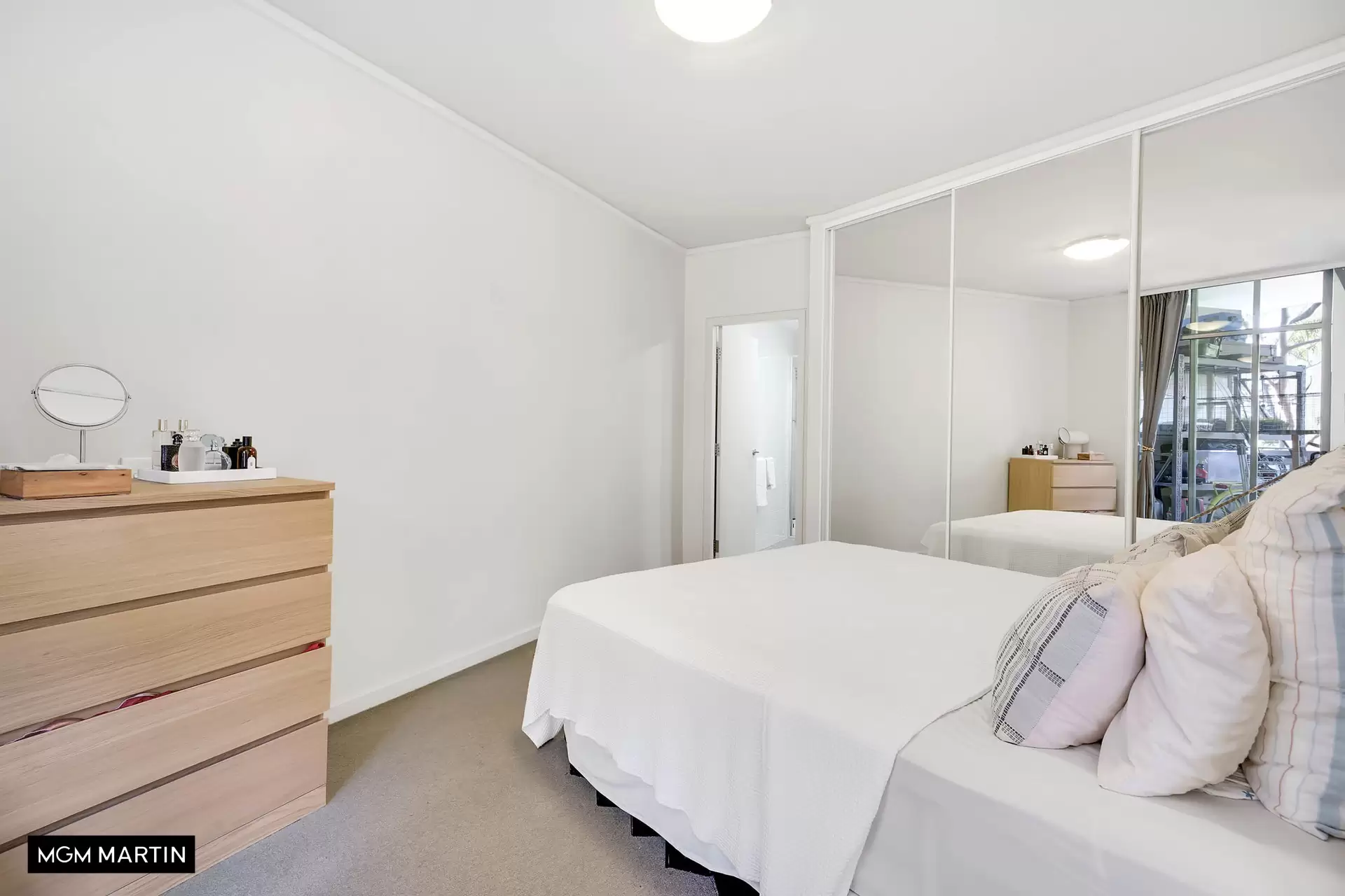 216/717 Anzac Parade, Maroubra Leased by MGM Martin - image 1