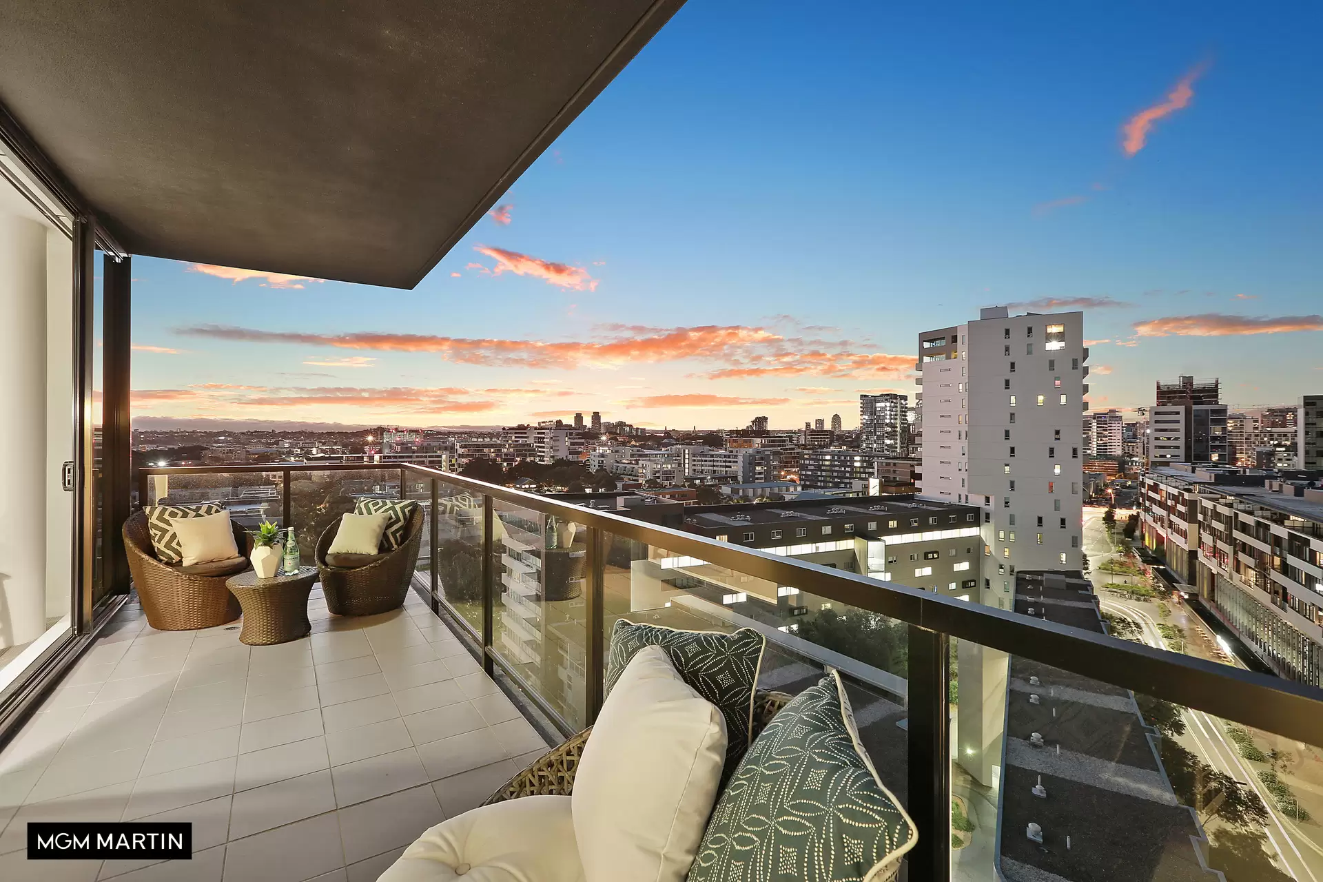 94/3 Defries Avenue, Zetland Sold by MGM Martin - image 1