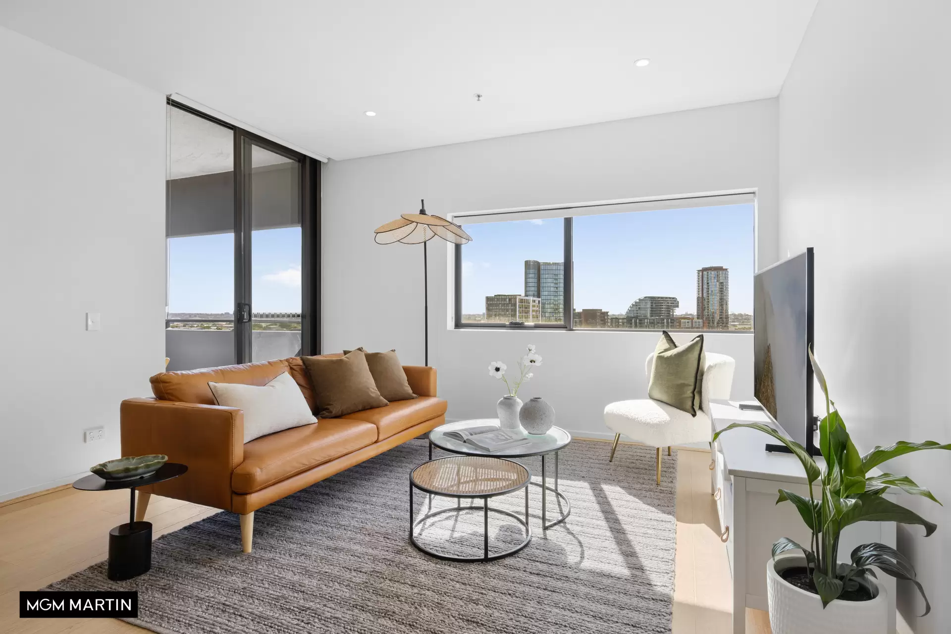 1208/3 George Julius Avenue, Zetland Sold by MGM Martin - image 1