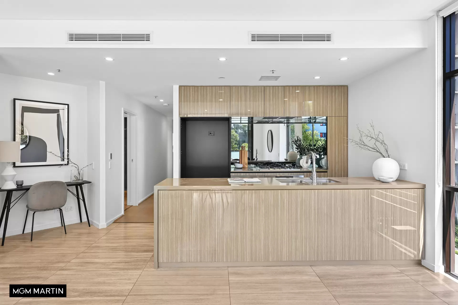 323/1 Hutchinson Walk, Zetland Sold by MGM Martin - image 1