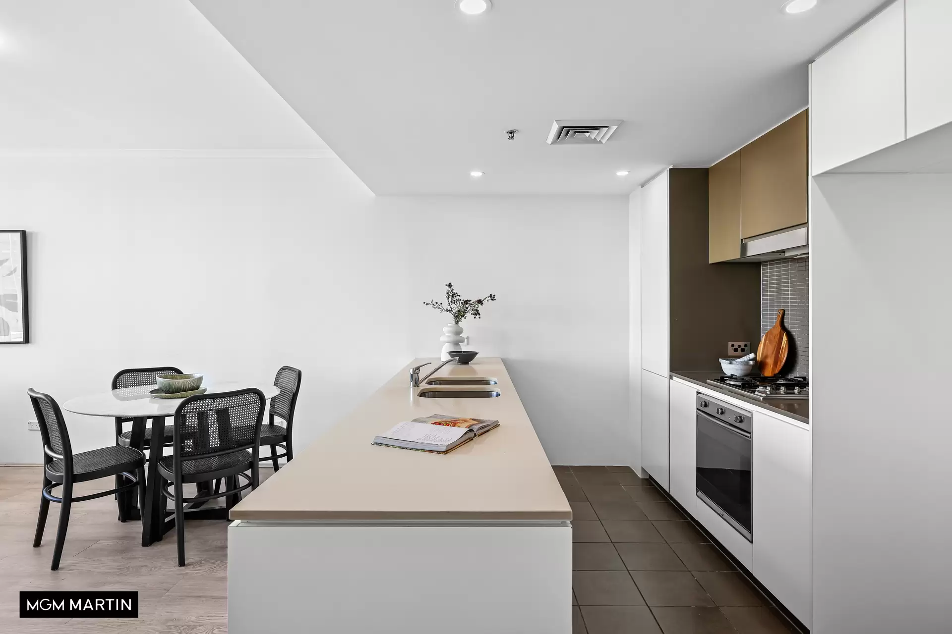 70/22 Gadigal Avenue, Zetland Sold by MGM Martin - image 1