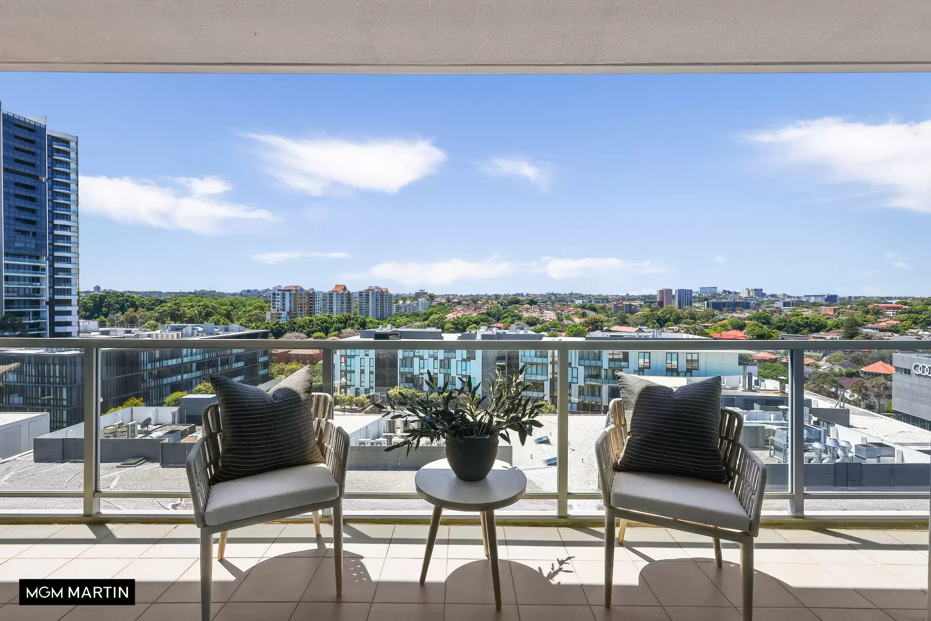 70/22 Gadigal Avenue, Zetland Sold by MGM Martin - image 1