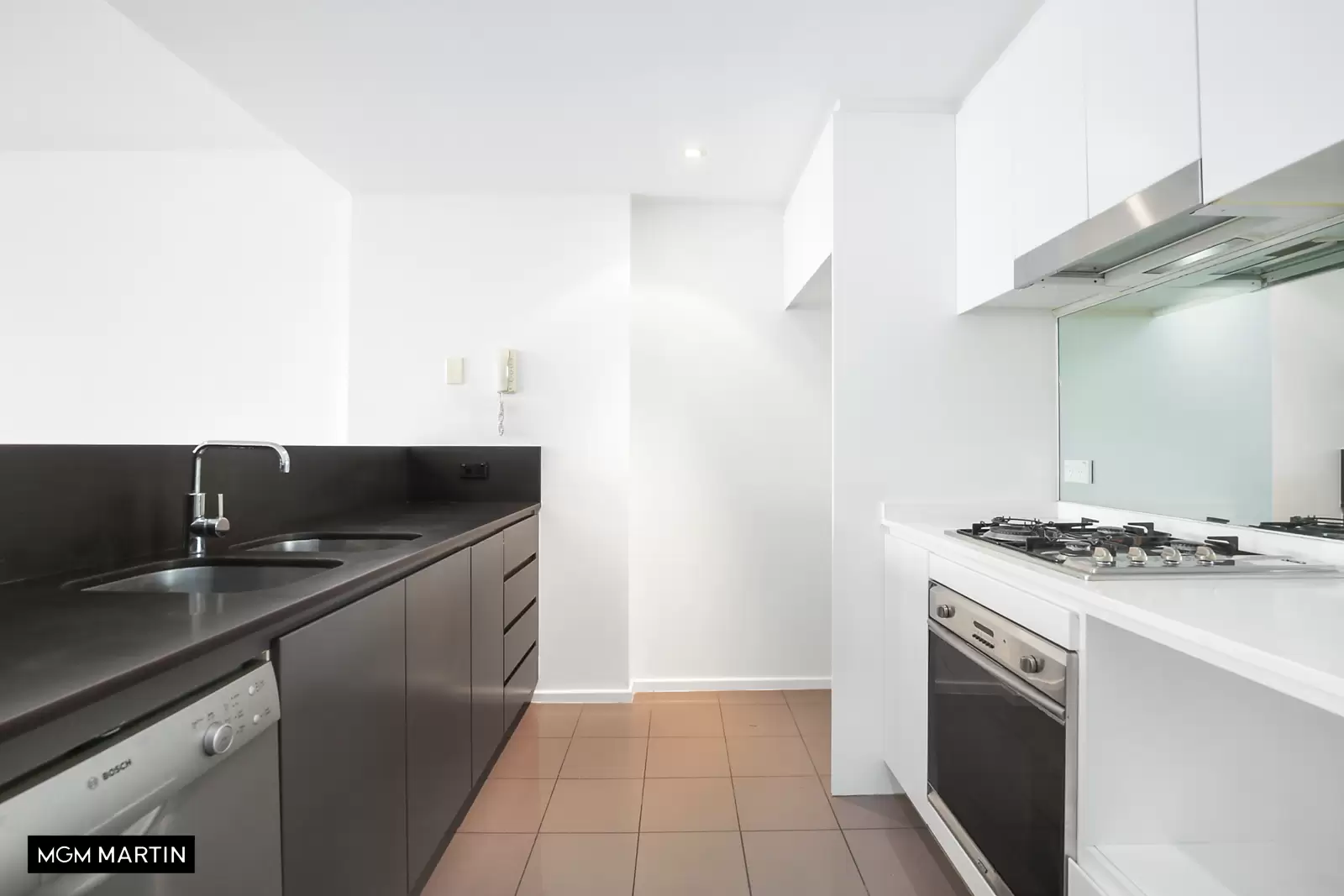 28/30 Gadigal Avenue, Zetland Leased by MGM Martin - image 1
