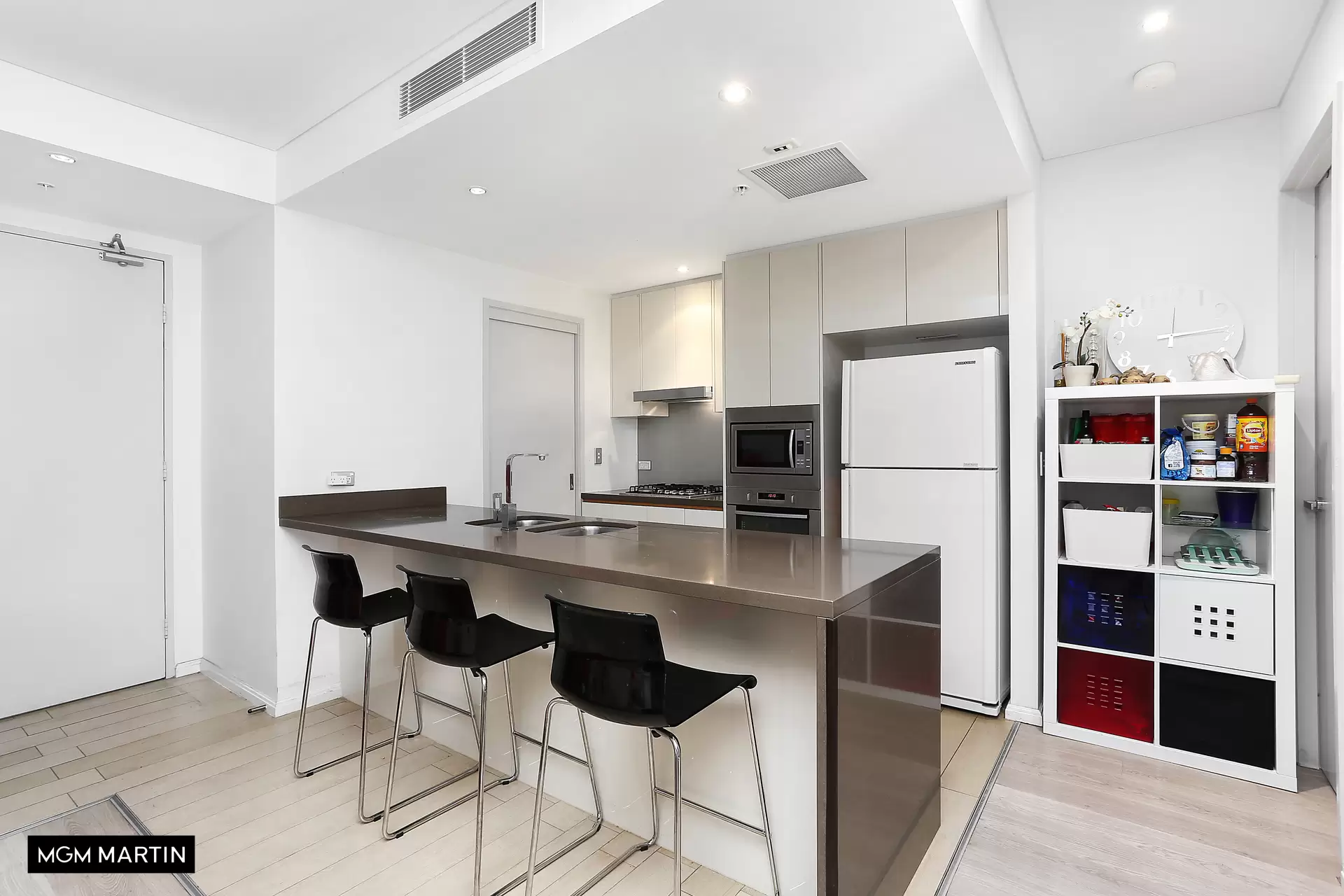 545/10 Victoria Park Parade, Zetland Leased by MGM Martin - image 1