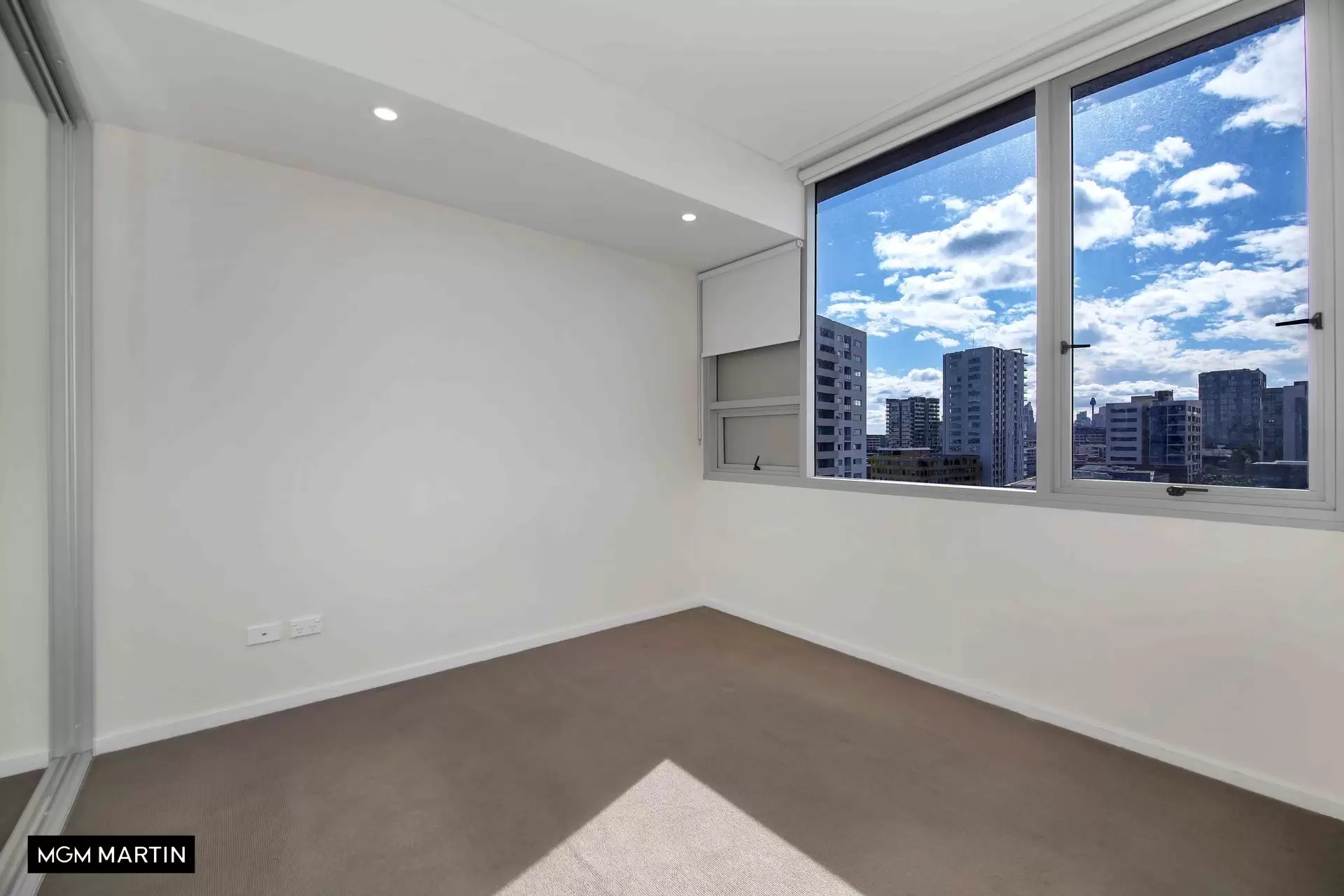 70/6A Defries Avenue, Zetland Leased by MGM Martin - image 1