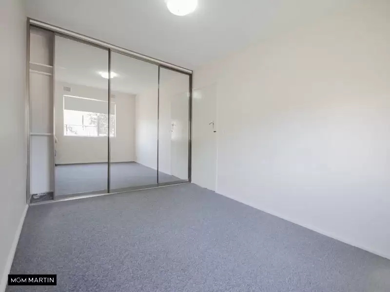 3/8 Evans Avenue, Eastlakes Leased by MGM Martin - image 1