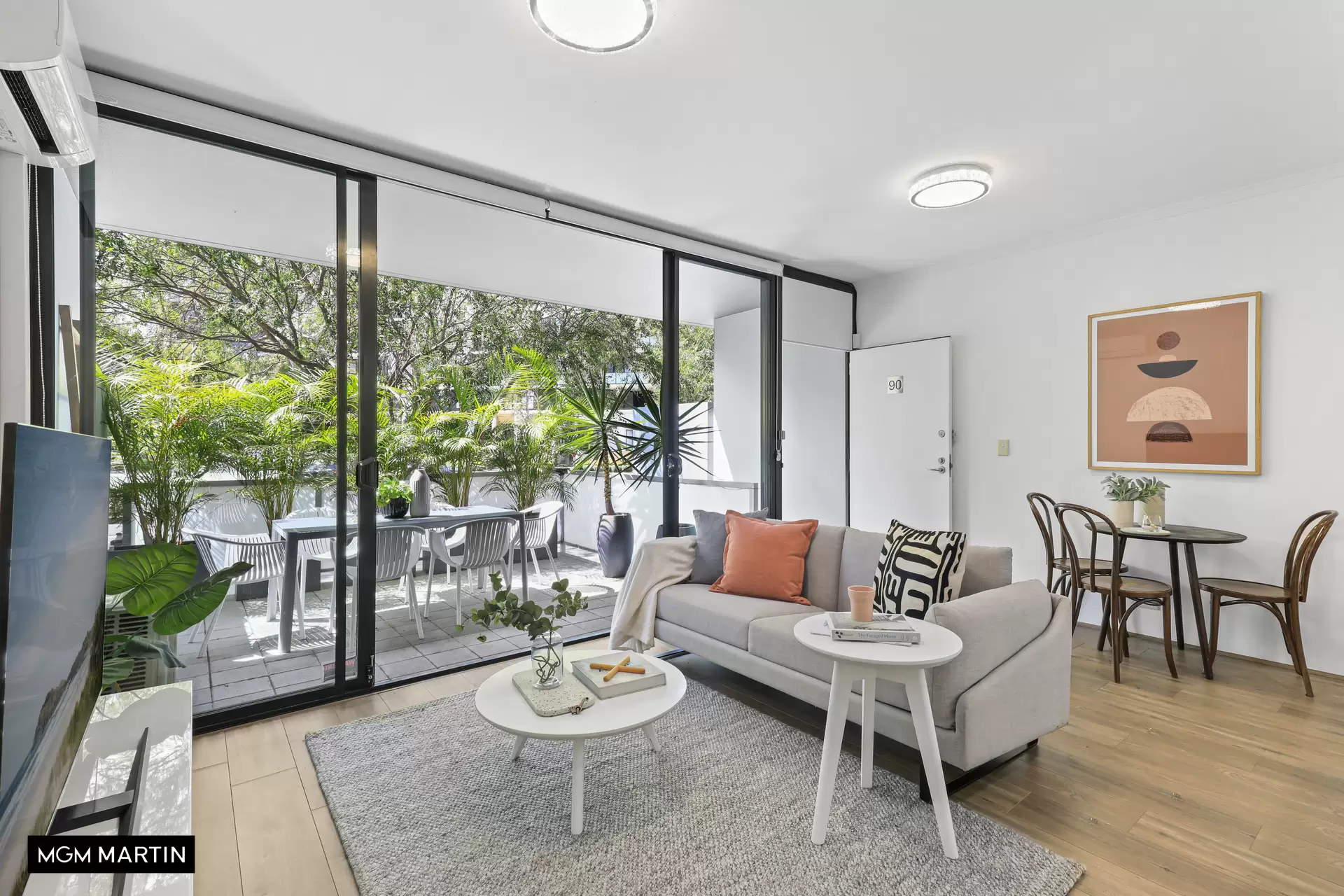 90/5A Victoria Park Parade, Zetland Leased by MGM Martin - image 1