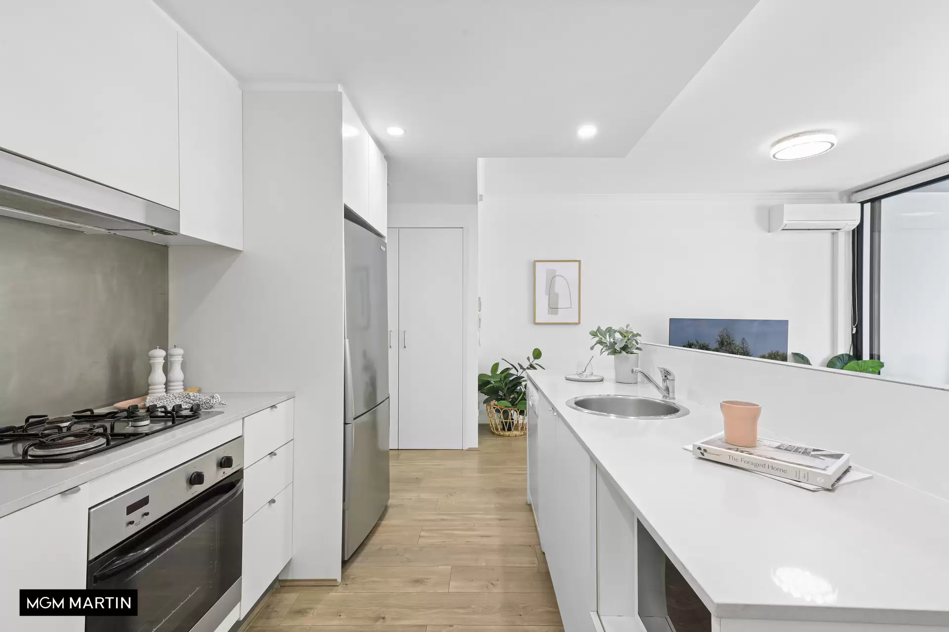 90/5A Victoria Park Parade, Zetland Leased by MGM Martin - image 1