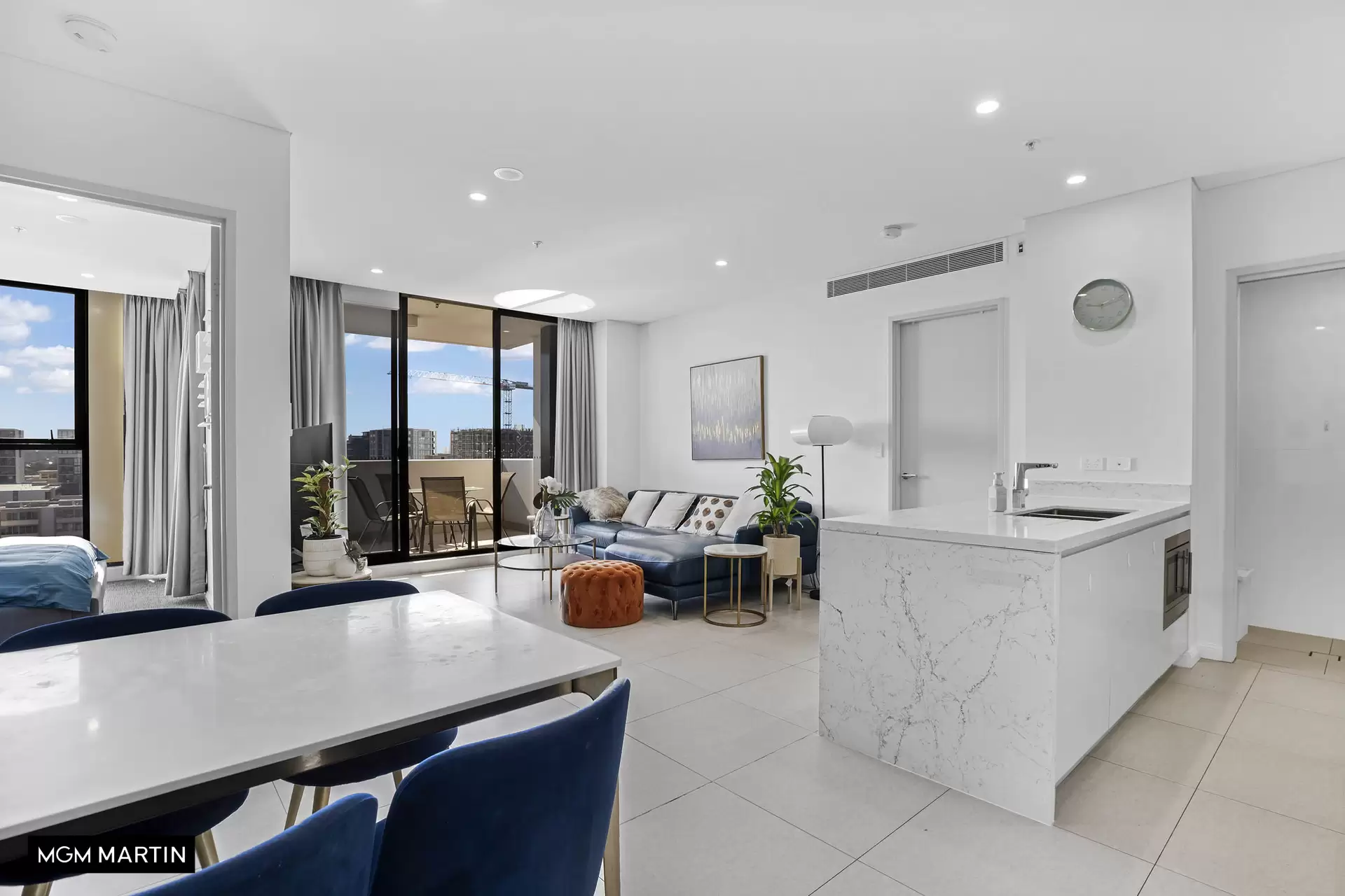 1005/6 Bourke Street, Mascot Leased by MGM Martin - image 1