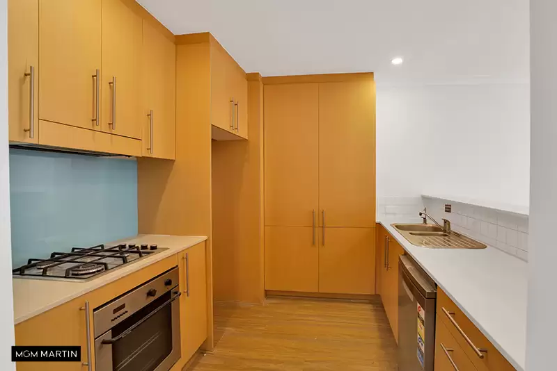 18/15 Begonia Street, Pagewood Leased by MGM Martin - image 1