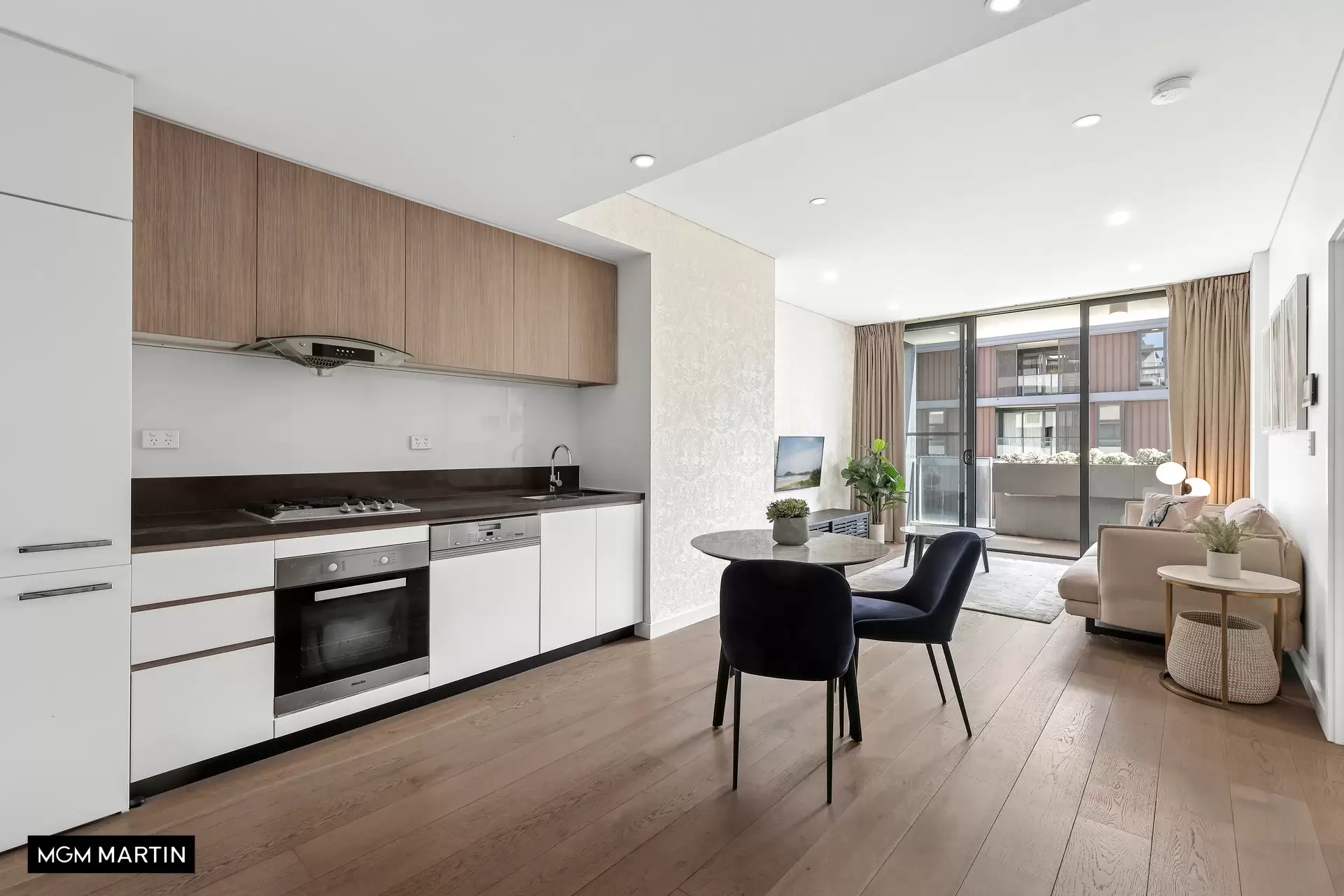 20304/5 Sam Sing Street, Waterloo Sold by MGM Martin - image 1