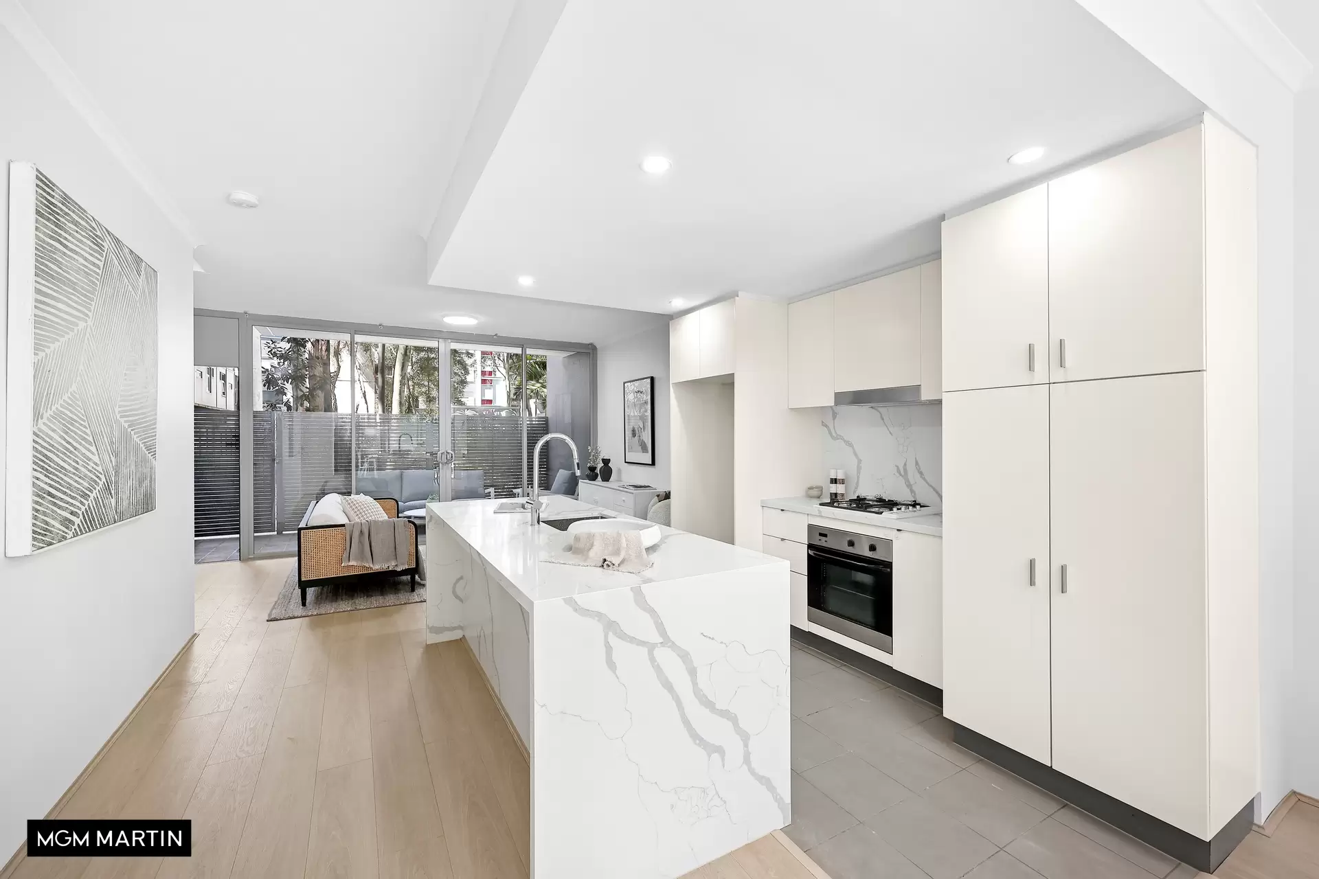 86/5A Victoria Park Parade, Zetland Sold by MGM Martin - image 1