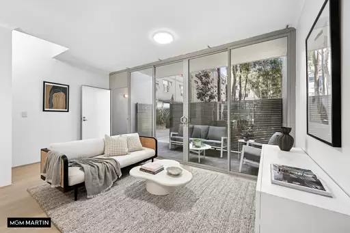 86/5A Victoria Park Parade, Zetland Sold by MGM Martin